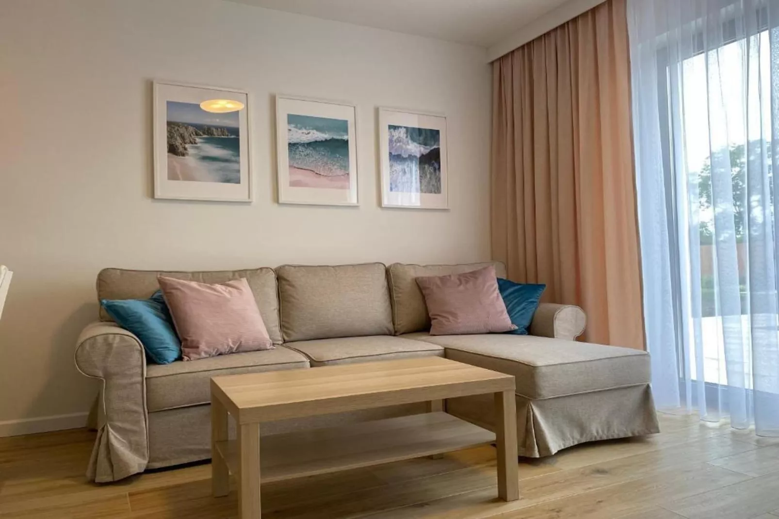 Apartament niedziela-niedziela dla max 6 osób Grzybowo-Woonkamer