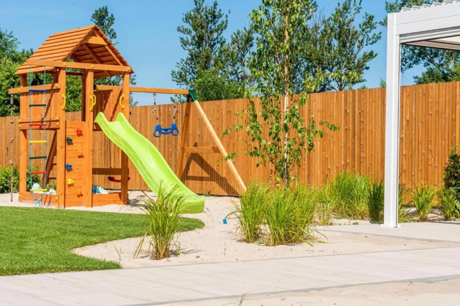 Apartament niedziela-niedziela dla max 6 osób Grzybowo-Tuinen zomer