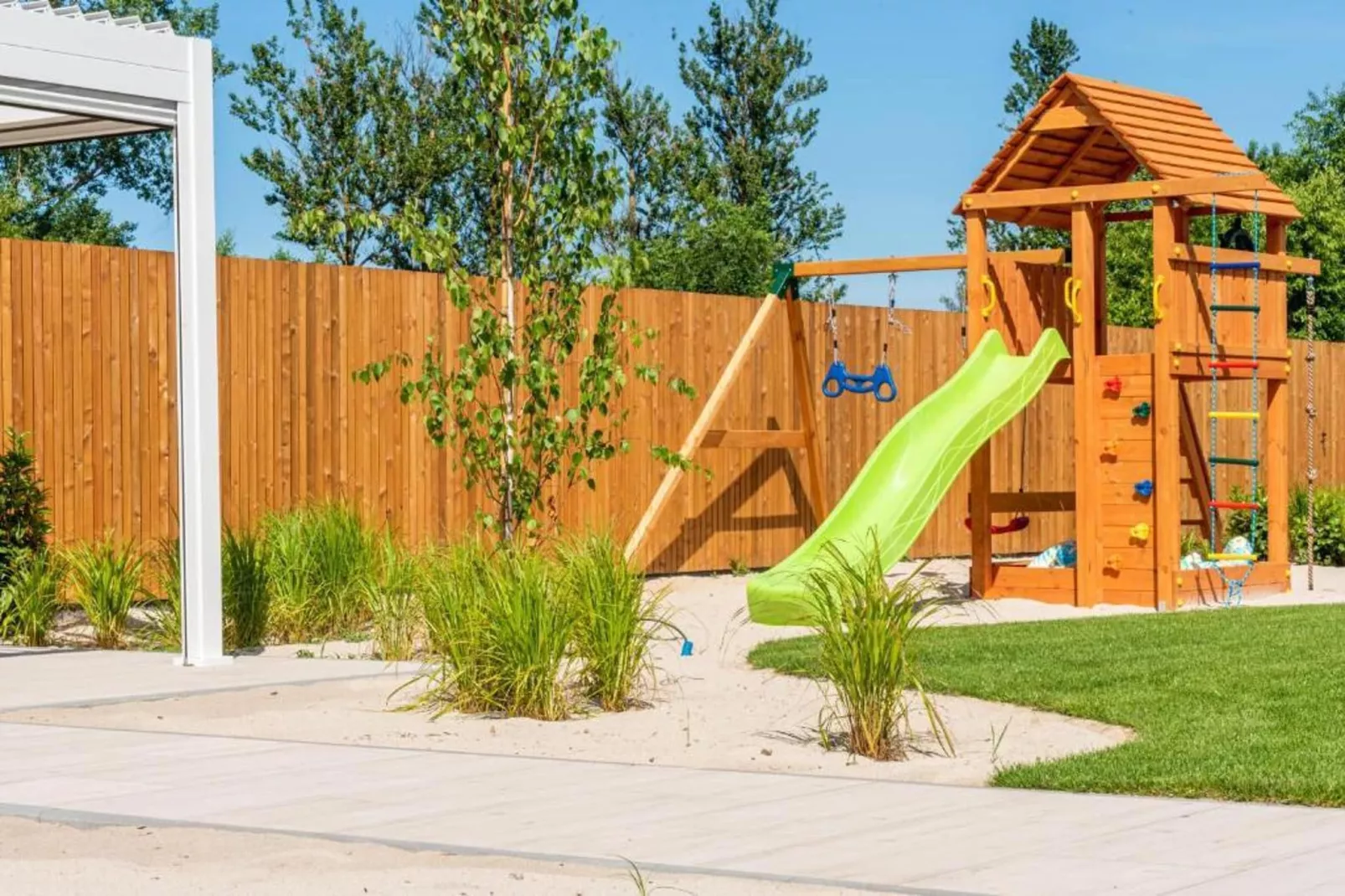 Apartament niedziela-niedziela dla max 6 osób Grzybowo-Tuinen zomer