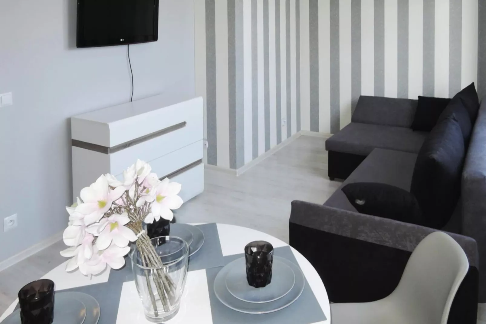 Holiday luxury apartment in Rewal-Woonkamer
