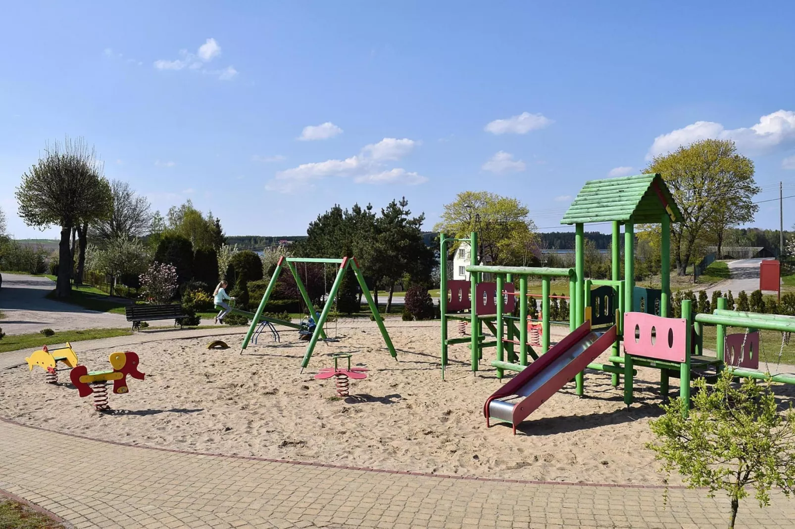 Holiday home at the lake in Kiedrowice-Gebieden zomer 1km