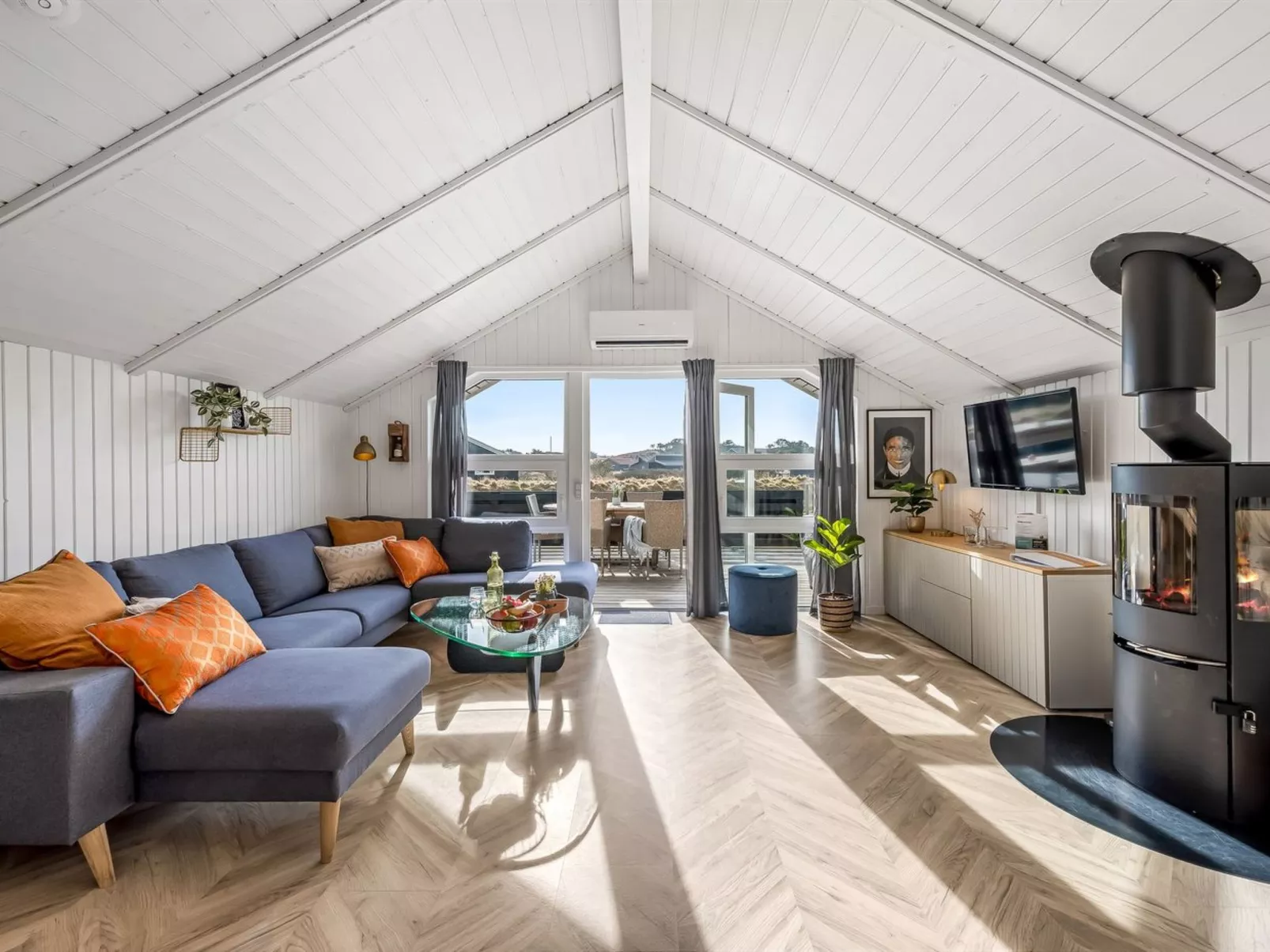 "Skyler" - 1km from the sea-Binnen