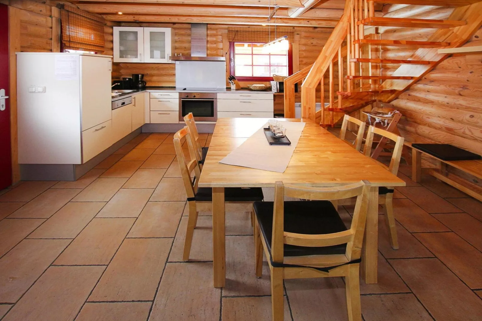 5 Personen-Eetkamer