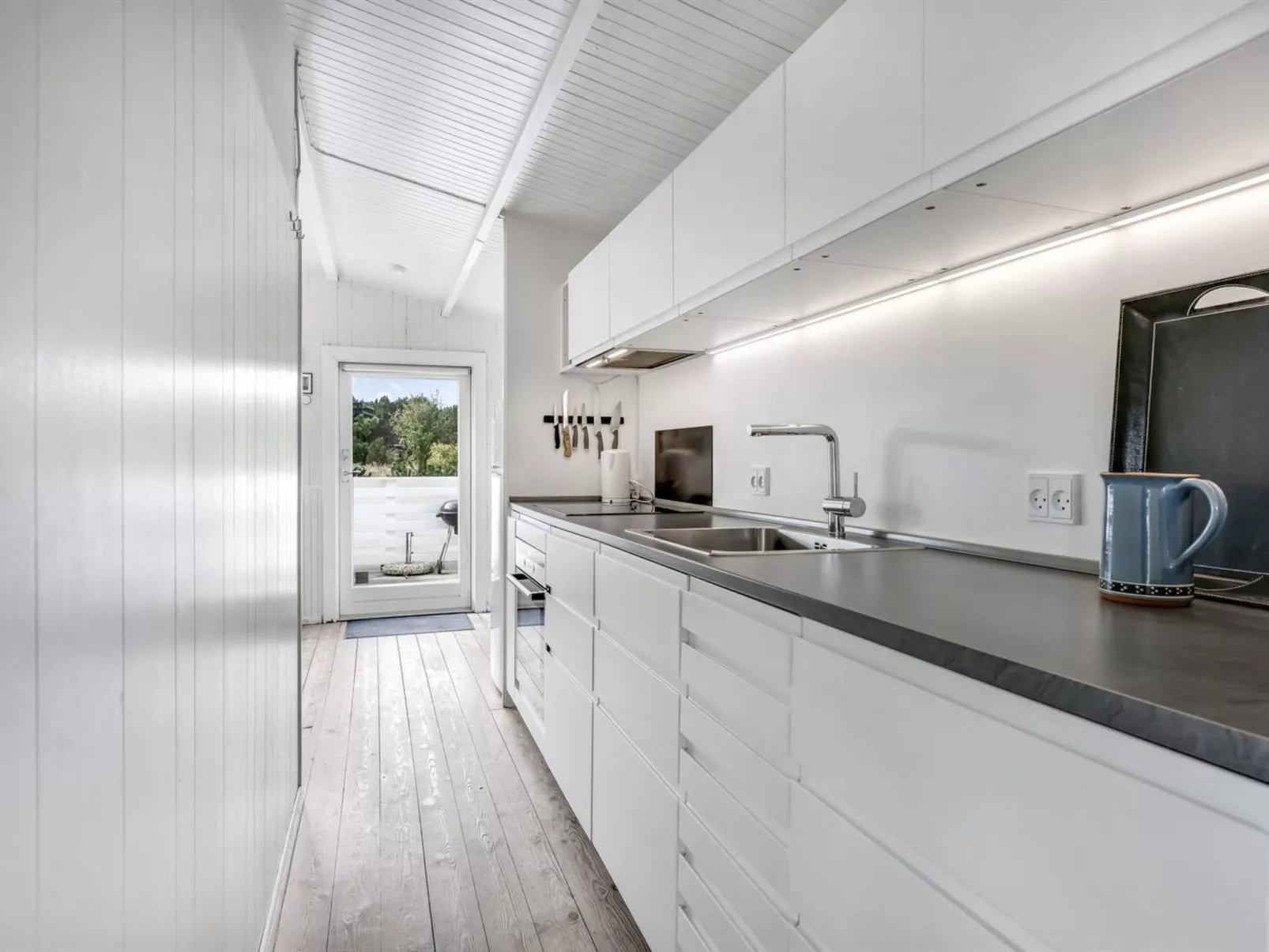 "Heinke" - 2km from the sea-Binnen