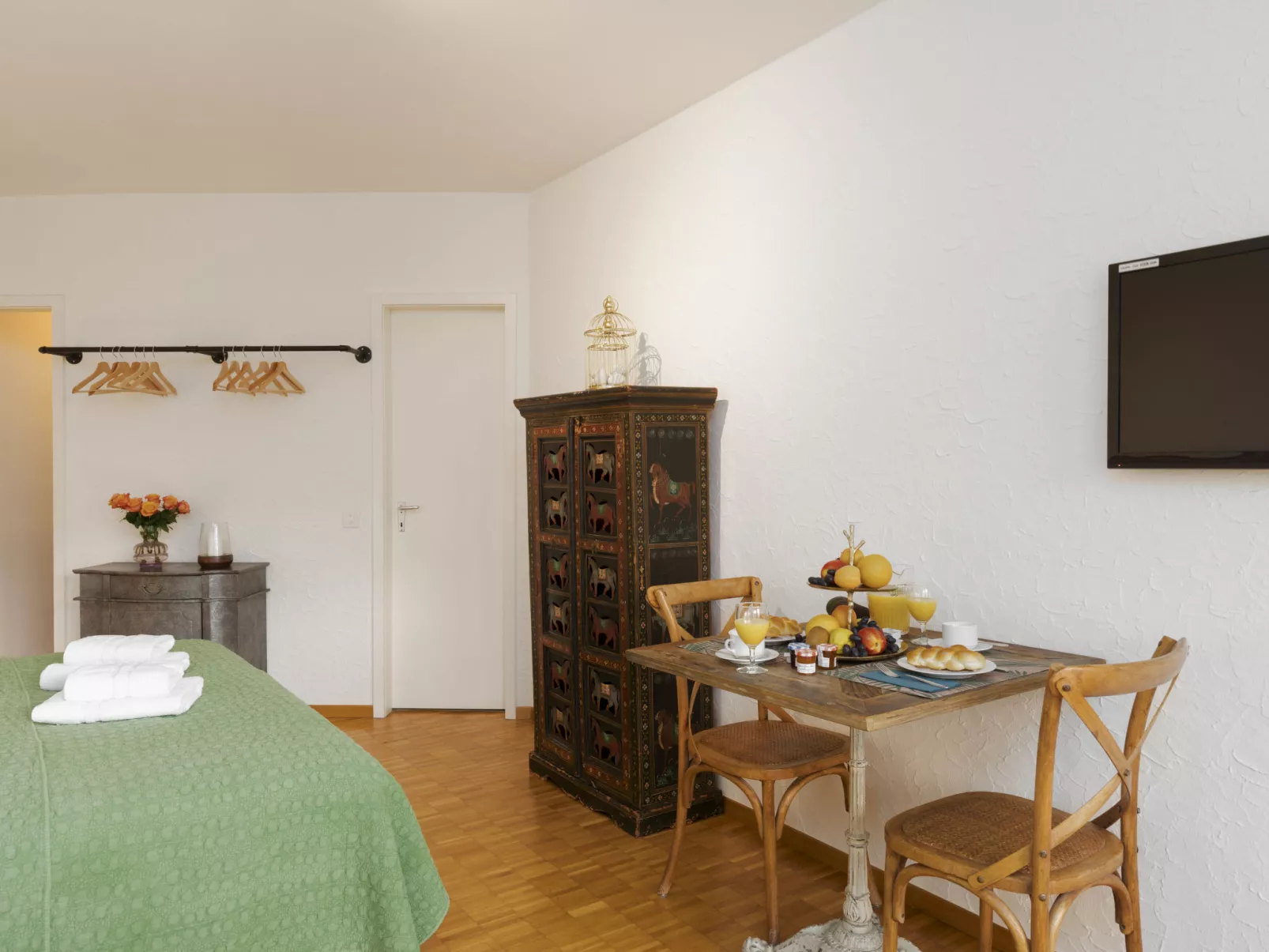 Double Room Modern-Binnen