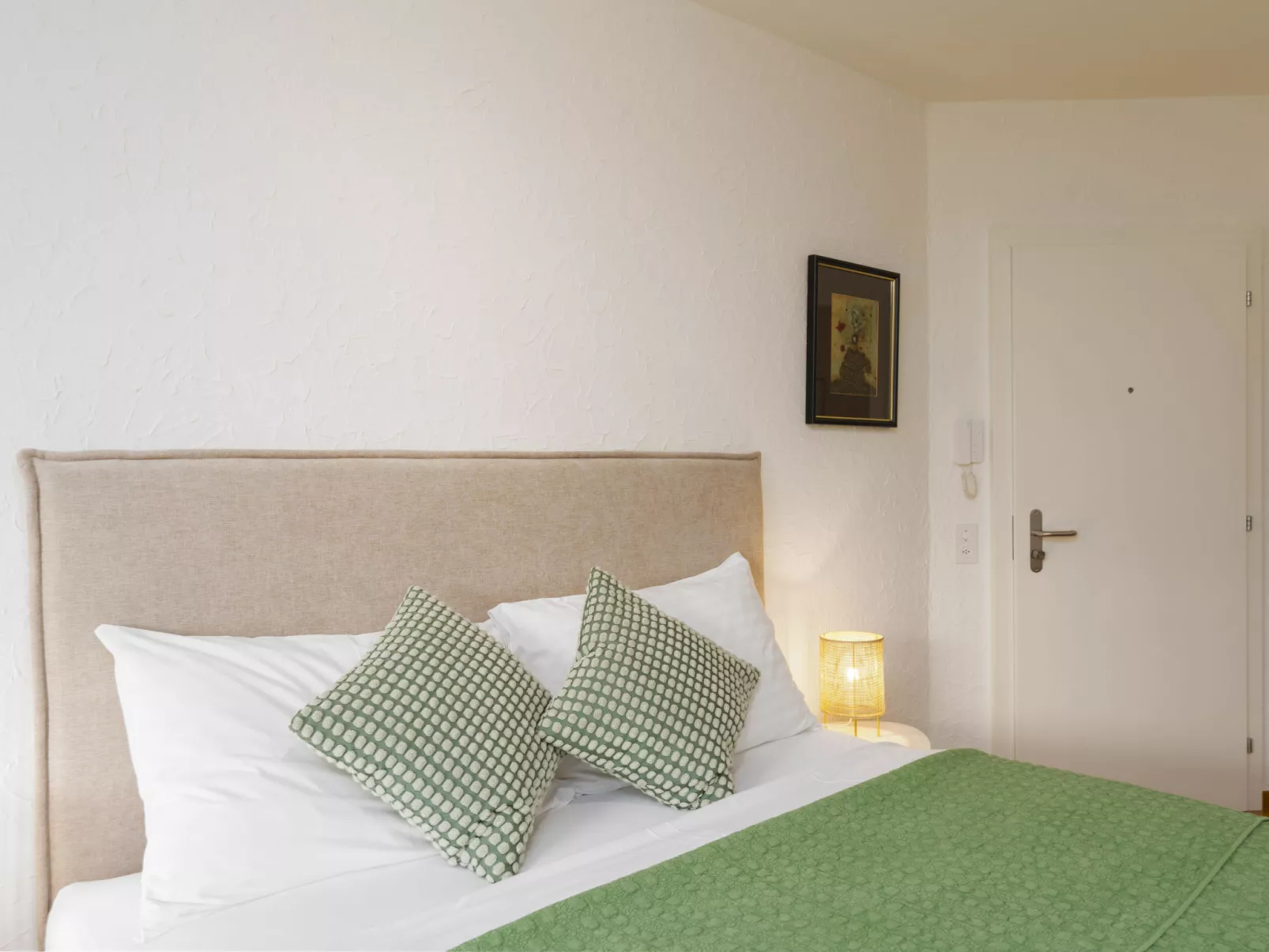 Double Room Modern-Binnen
