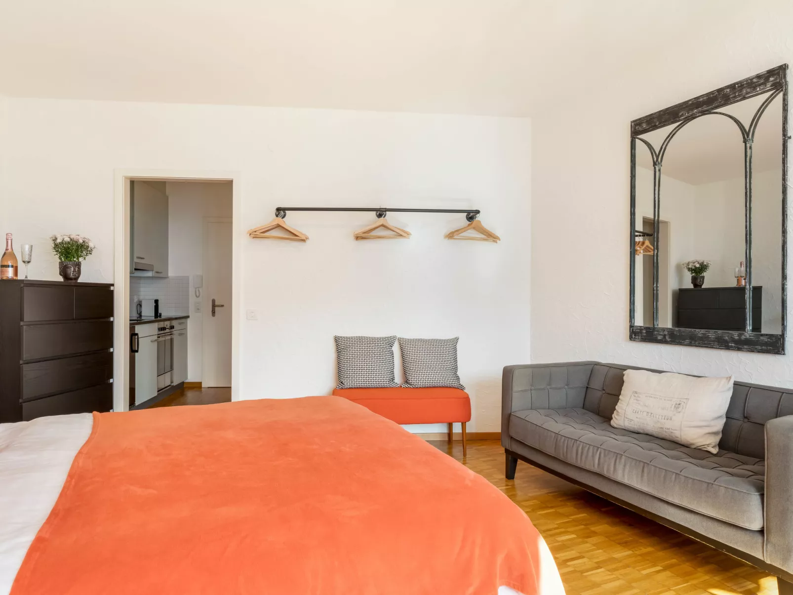 Double Room Modern-Binnen