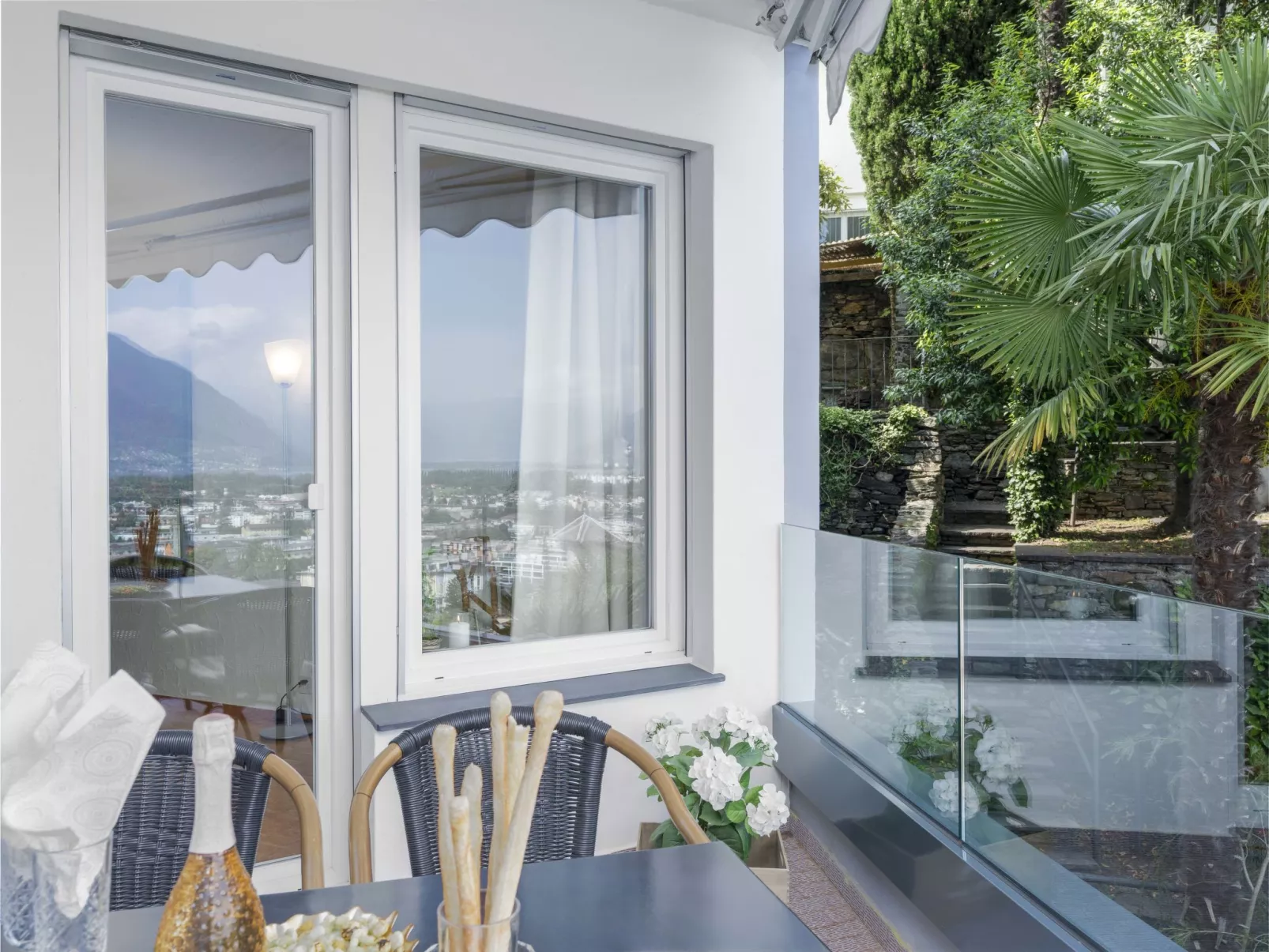 Suite Modern-Buiten