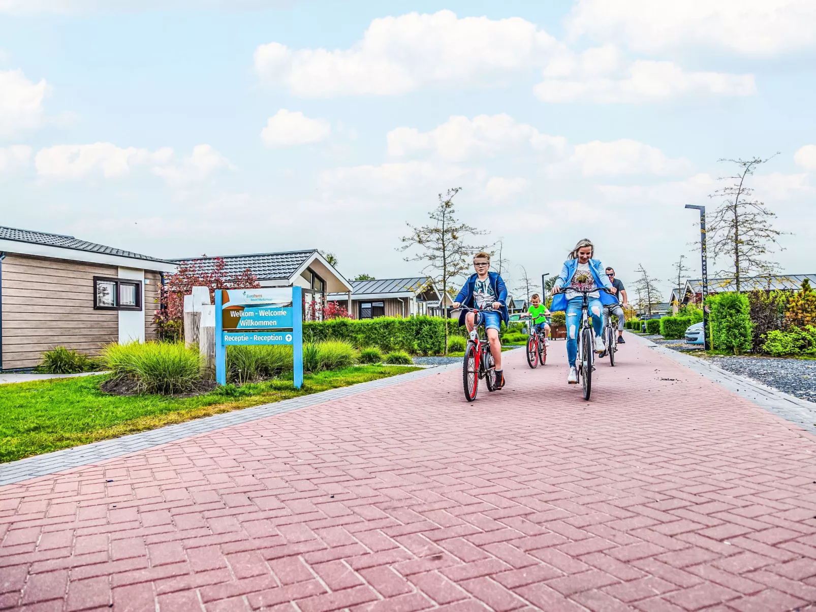 Pavilion Waterfront 4-Buiten