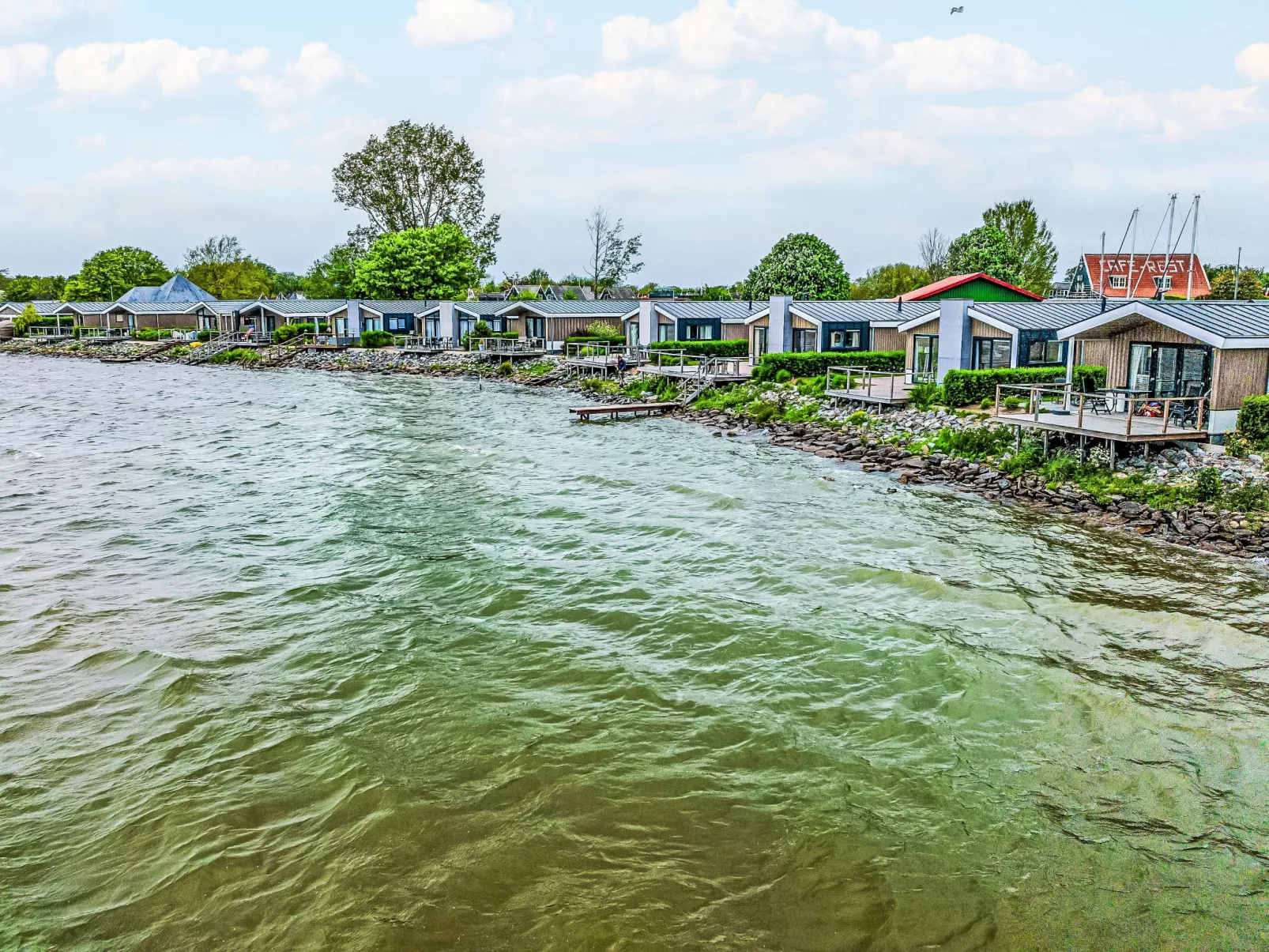Pavilion Waterfront 4-Buiten