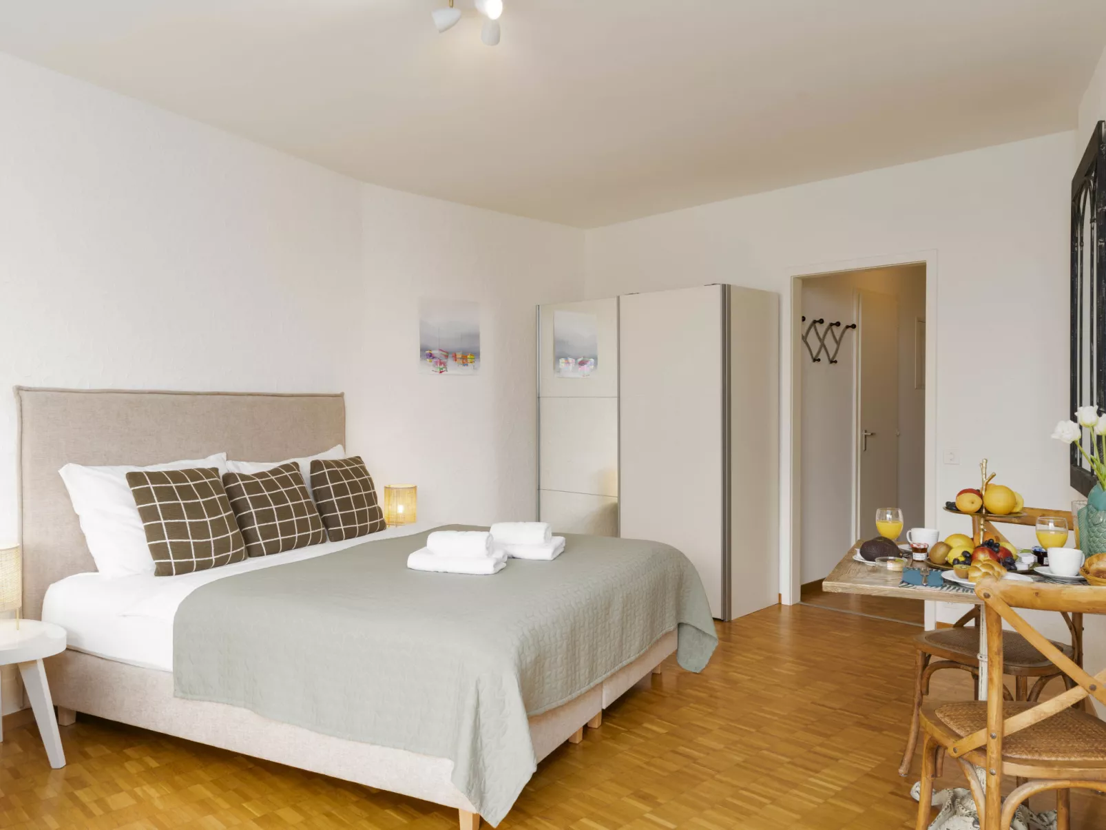 Double Room Modern-Binnen