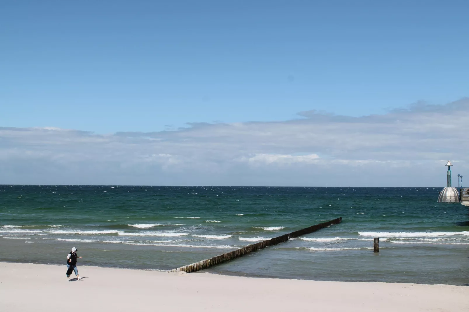 Arko 5 strandnah mit Balkon-Gebieden zomer 5km