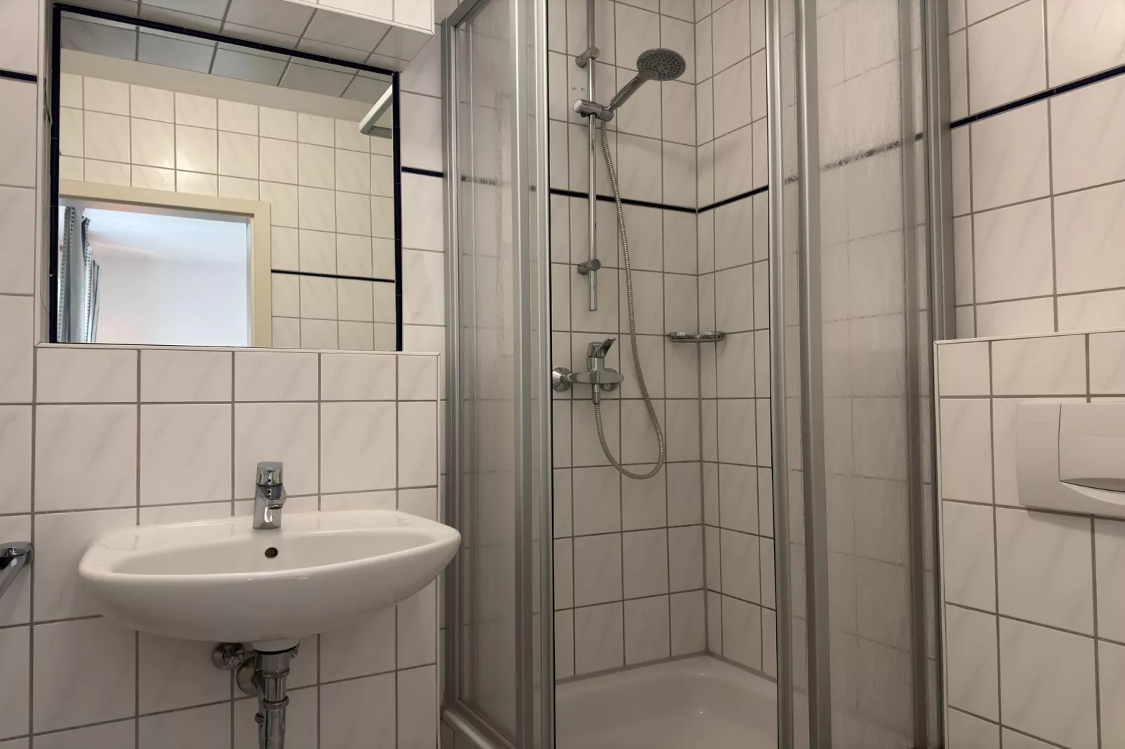 Die weiße Villa XL-Badkamer