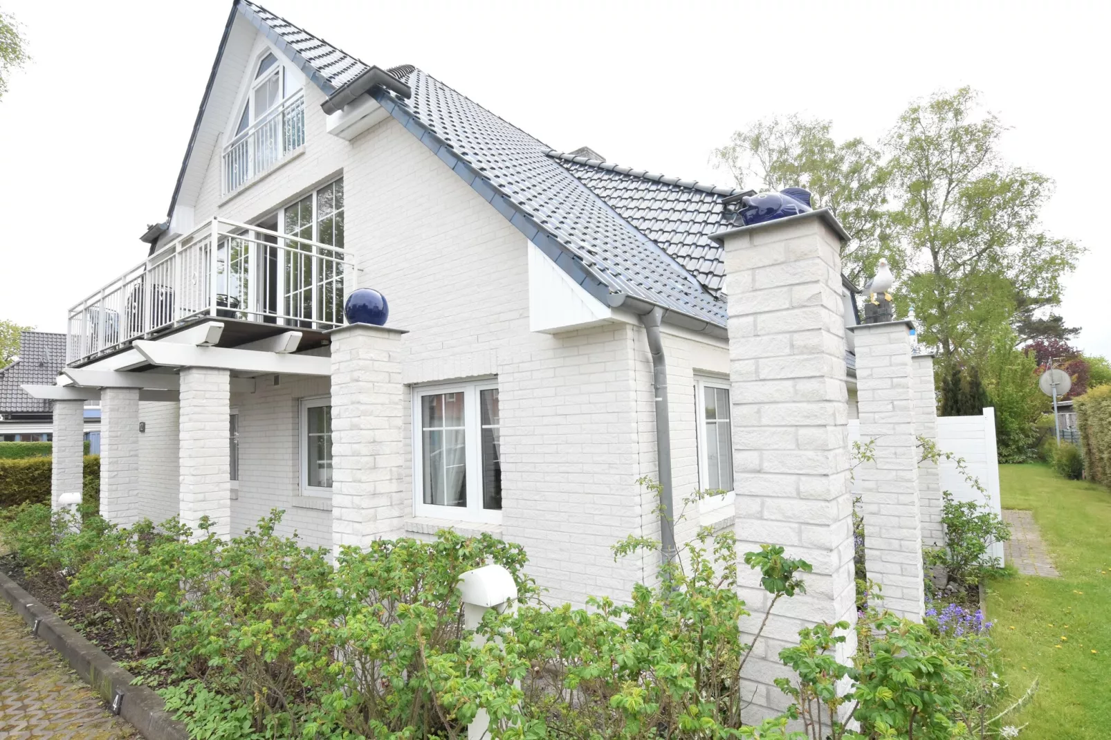 Die kleine Villa L-Buitenkant zomer