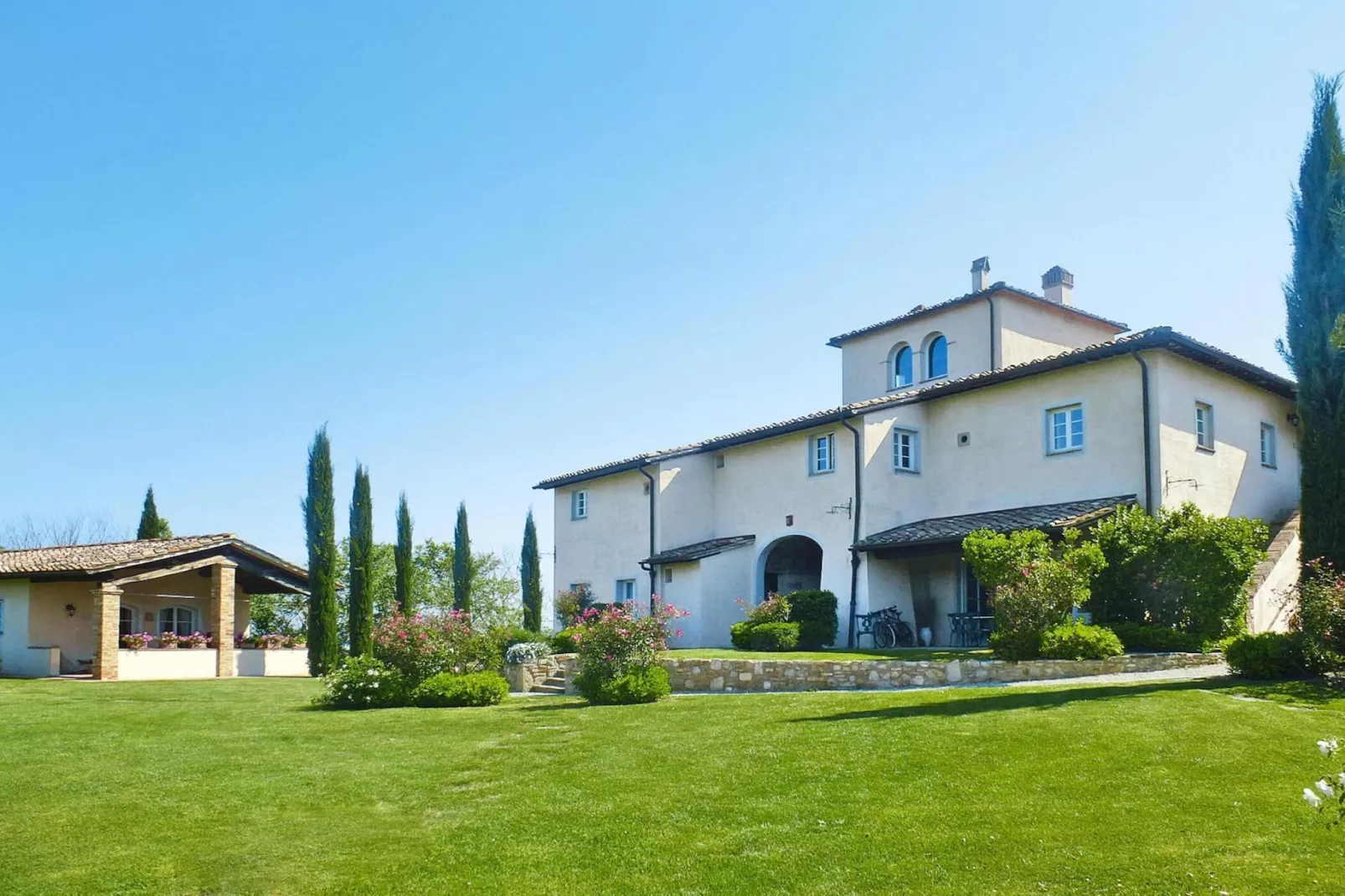 Ferienanlage Borgo della Meliana Gambassi Terme Typ Trilo-Buitenkant zomer
