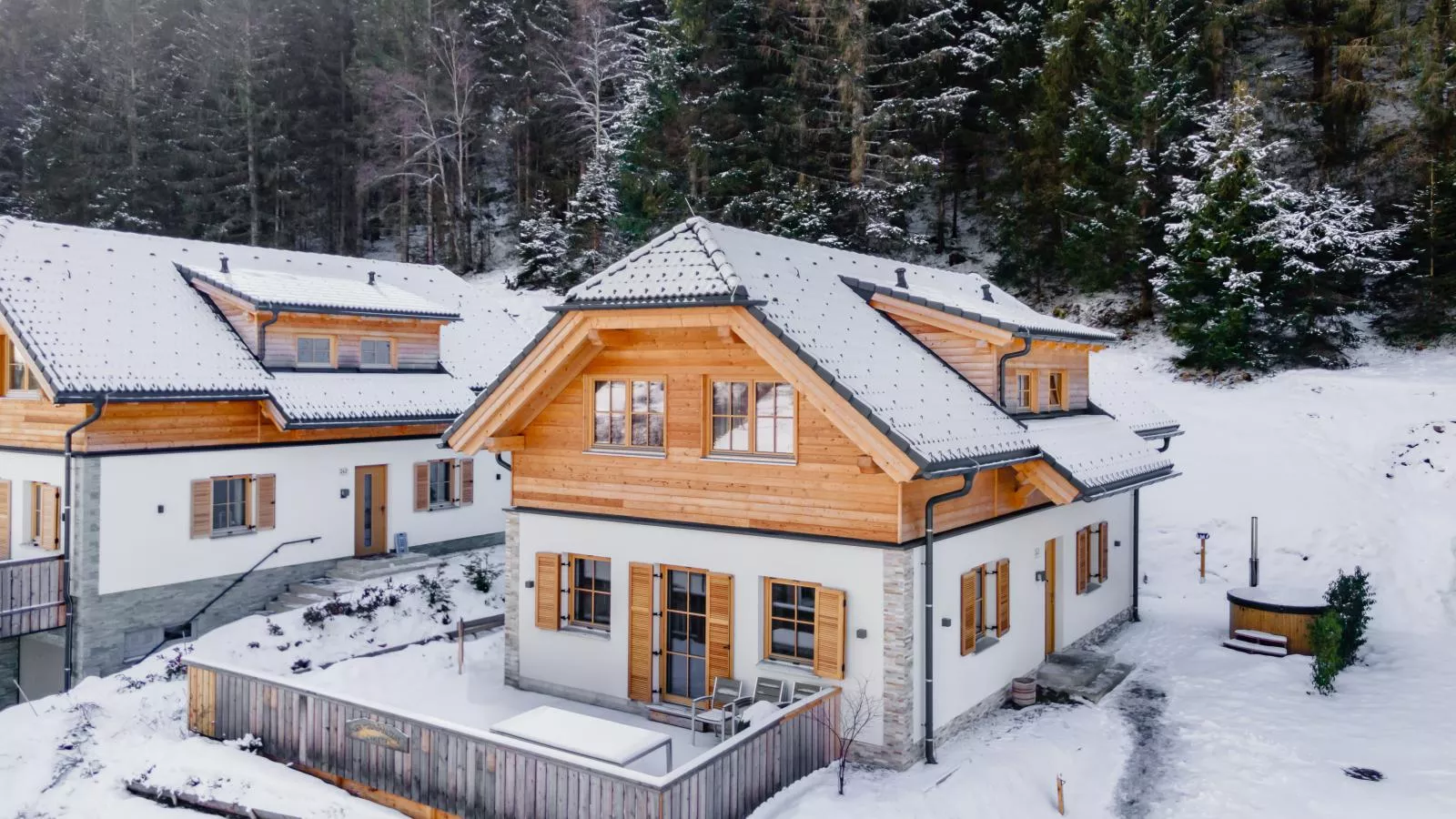 Ahorn Mountainlodge-Exterieur winter