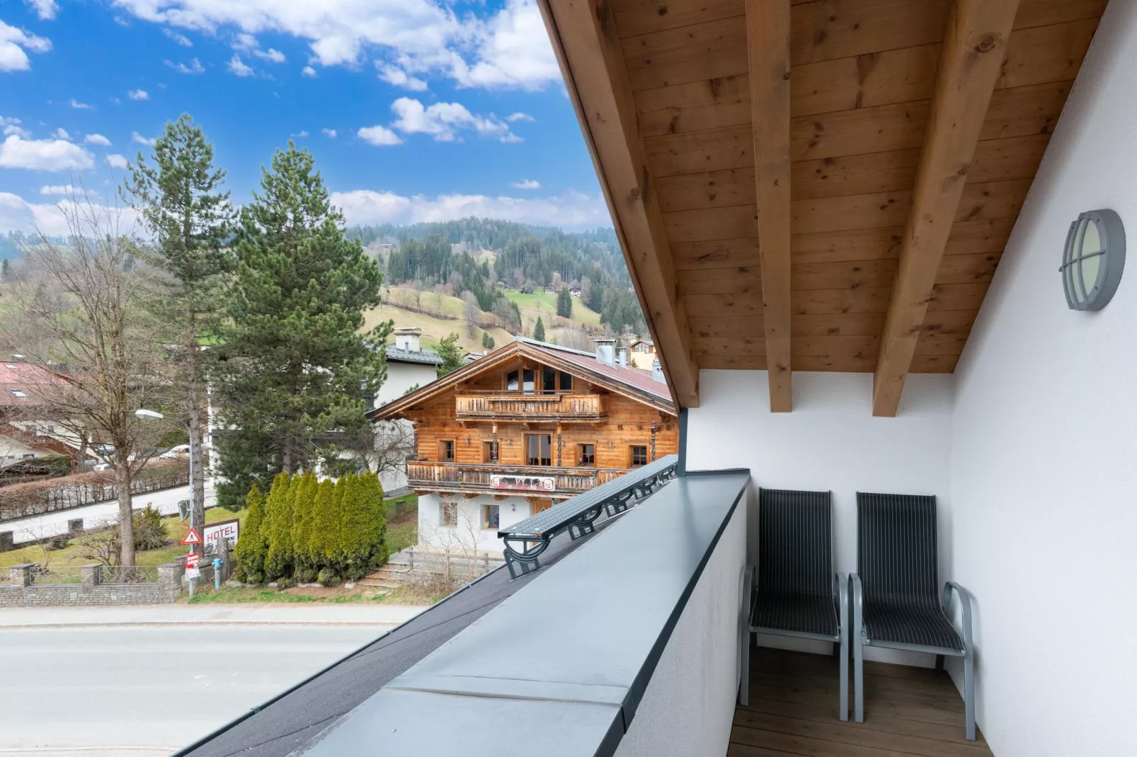Residenz Edelalm - Penthouse-Uitzicht zomer