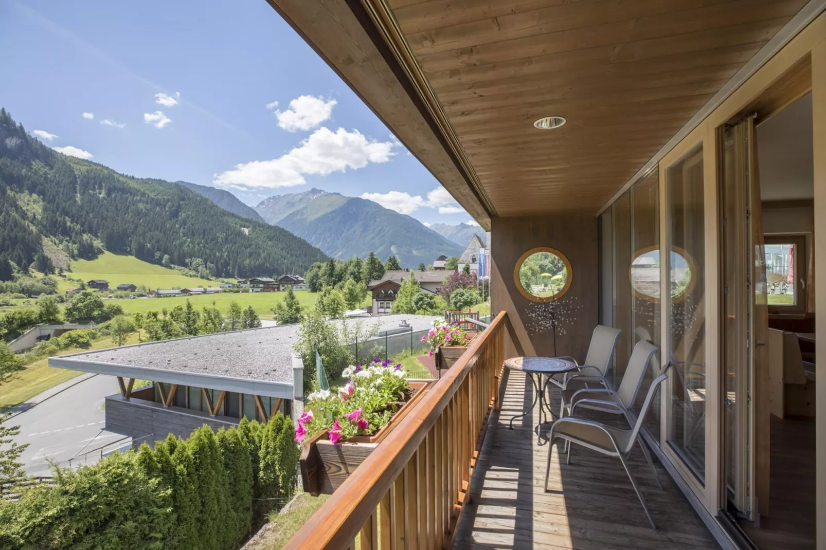 Schöneben Haus Sonneck-Terrasbalkon