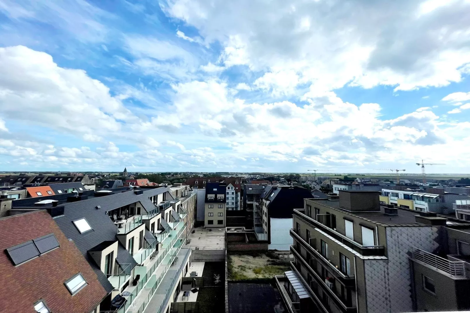 EPERNAY 10702/ 7A-Uitzicht zomer