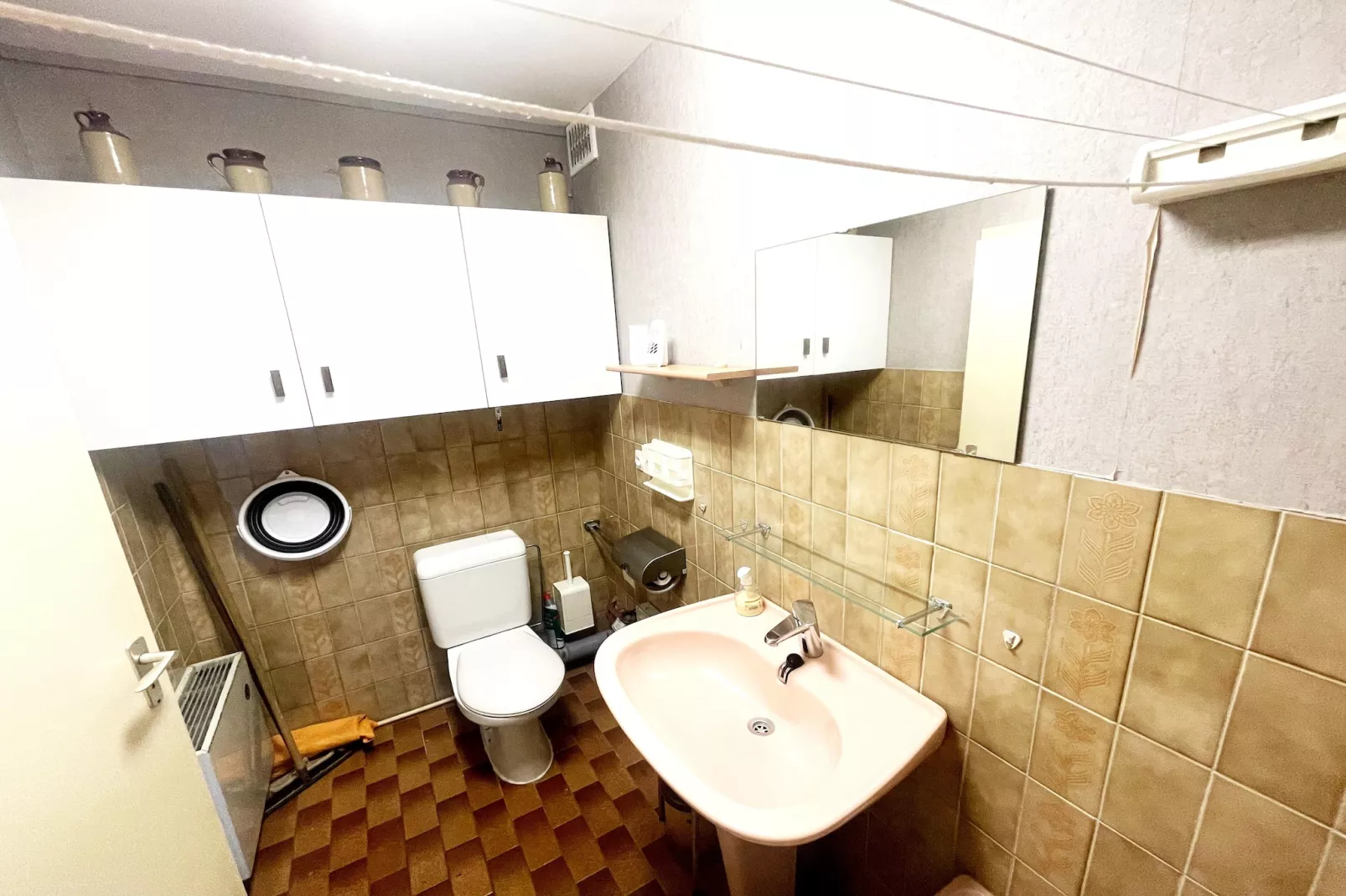 2000 0806/ 87-Badkamer