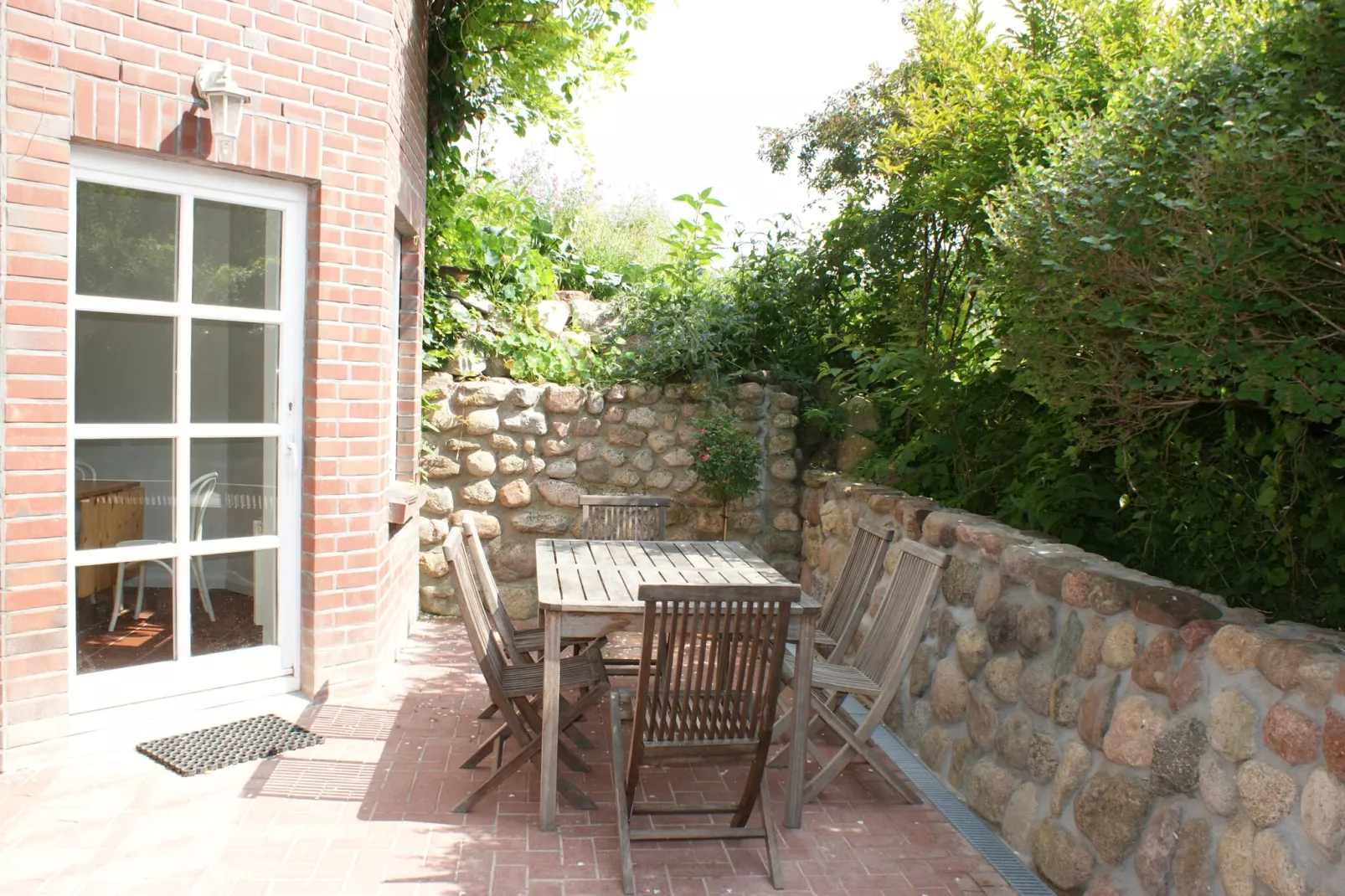 Romantisches Landhaus mit Kamin-Terrasbalkon