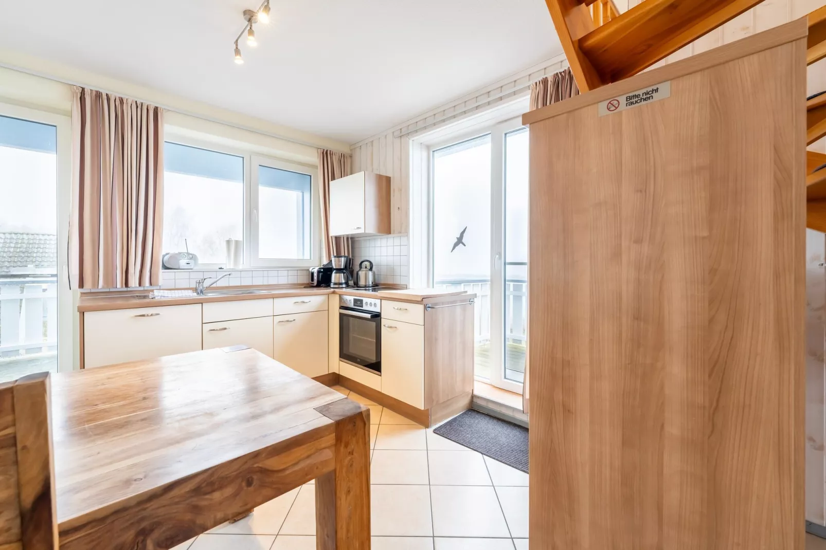 Kapitänsdeck 4 Pers 453-Eetkamer