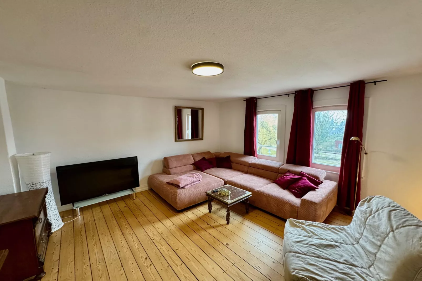 Schöne Ferienwohnung in Geesthacht-Woonkamer