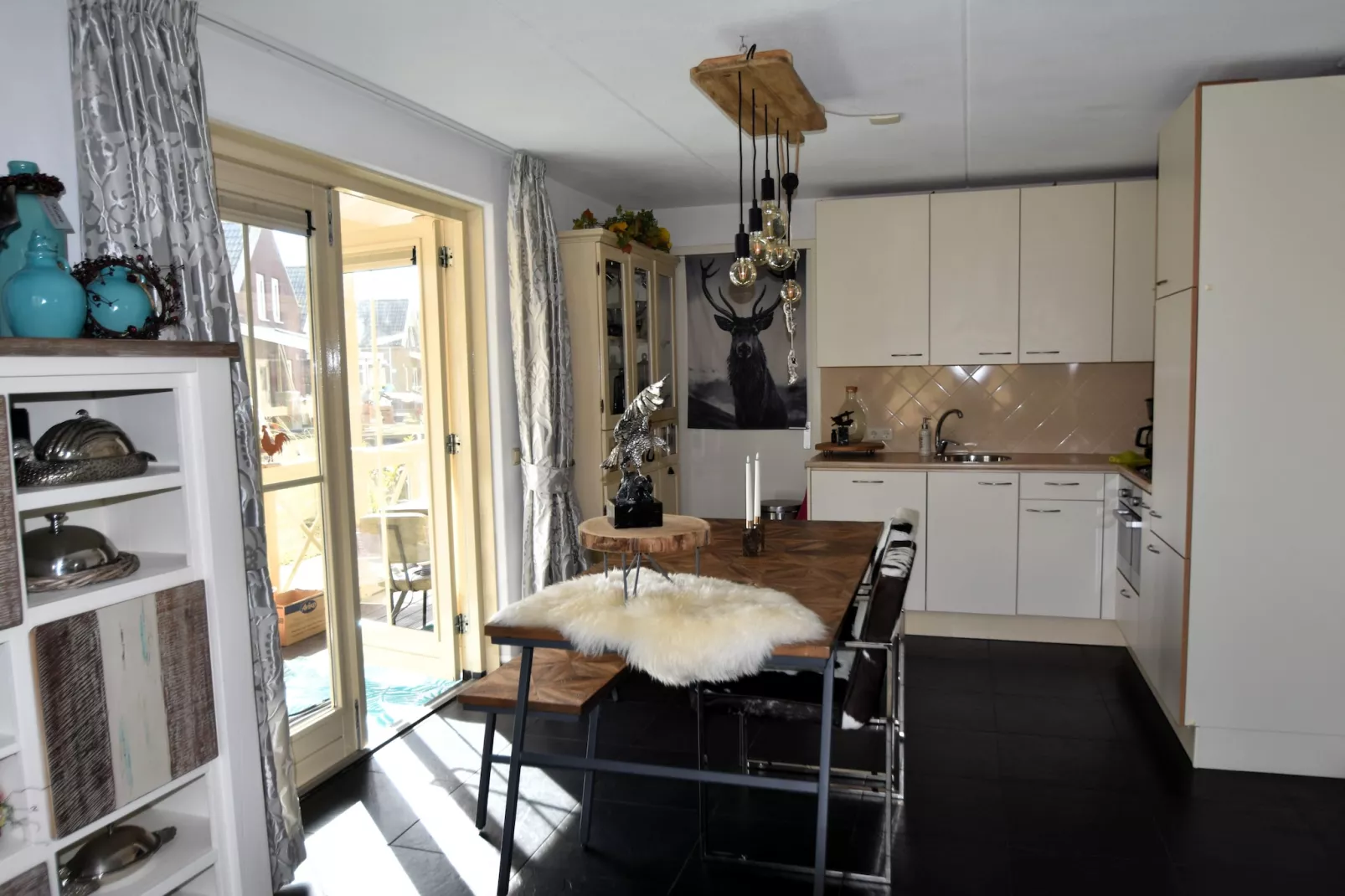 Watervilla 51-Eetkamer
