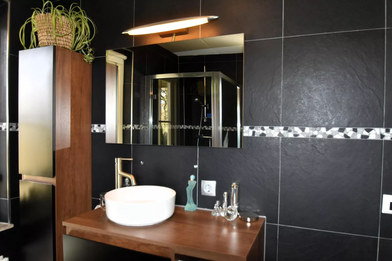 Watervilla 51-Badkamer