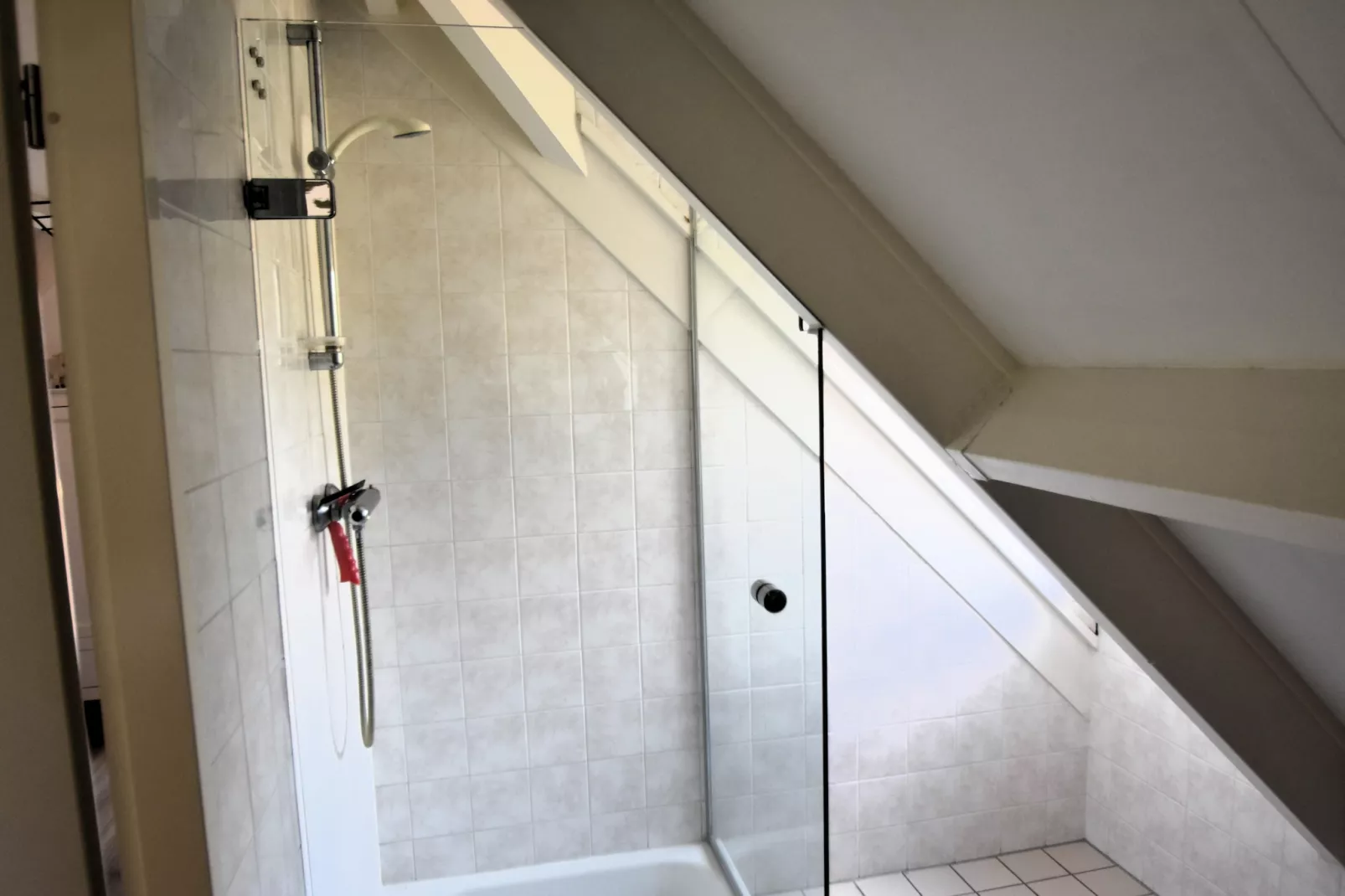 Watervilla 51-Badkamer