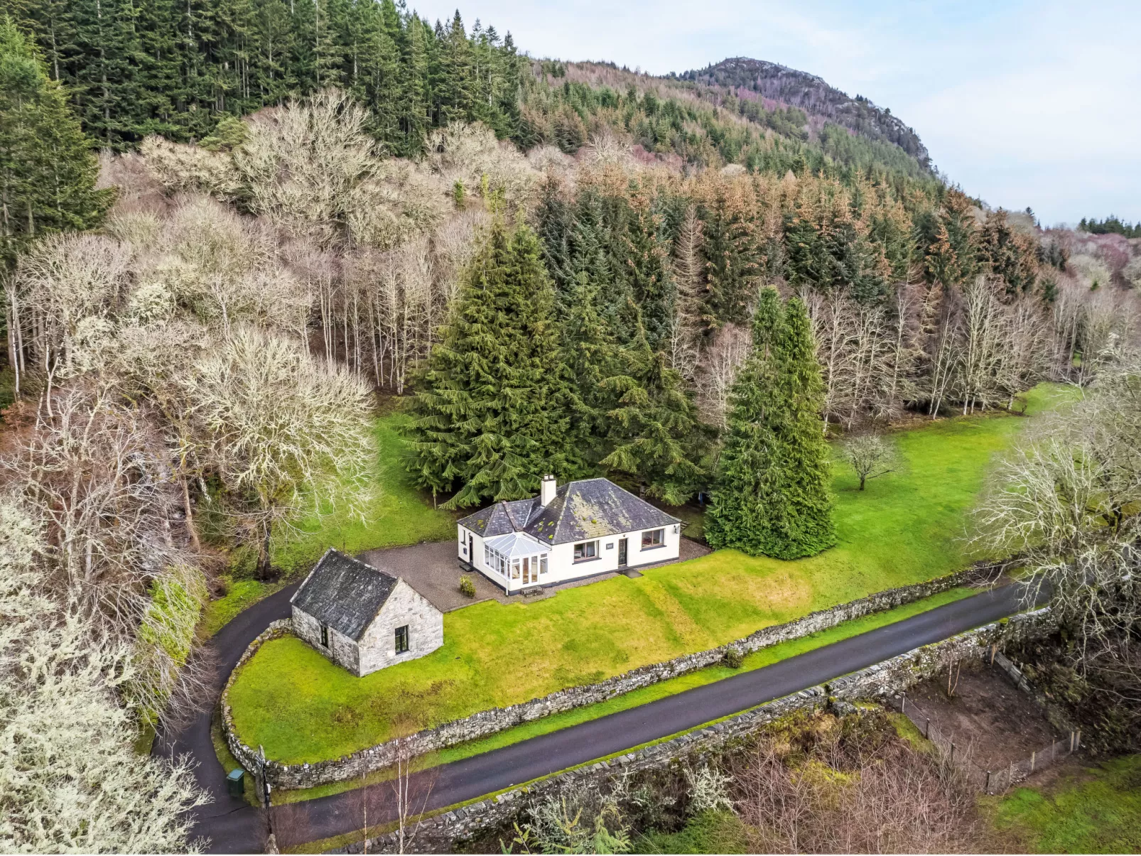 Loch Ness Hideaway-Buiten