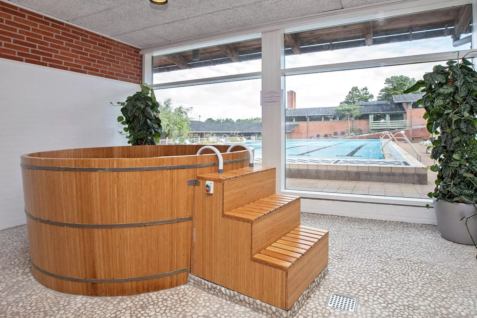 2½ room w/seaview,renovated-Spa