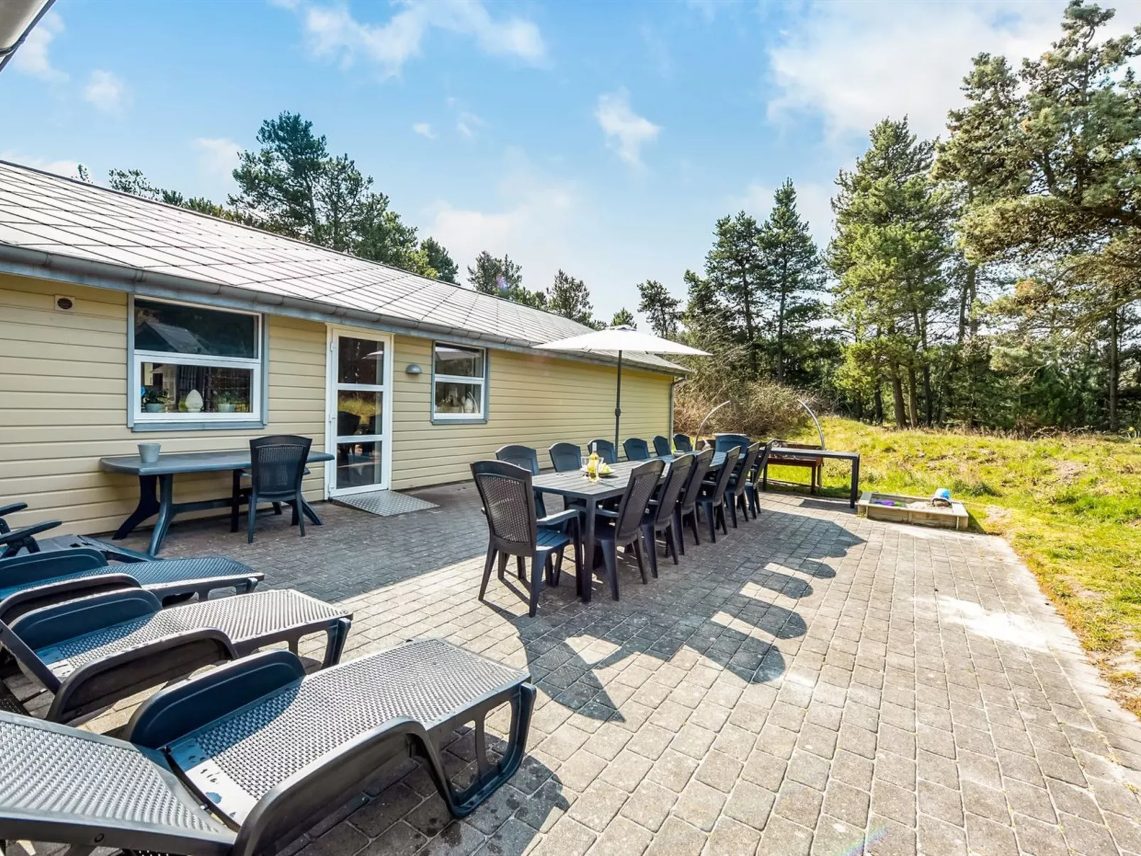 "Nael" - 1.6km from the sea-Buiten
