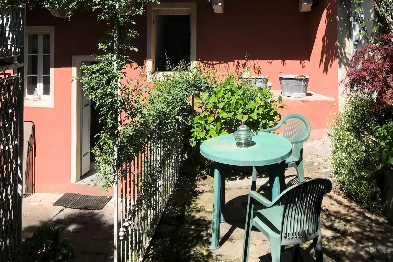 Ai Rronchi - piccolo appartamento con giardino a Cannero-Tuinen zomer