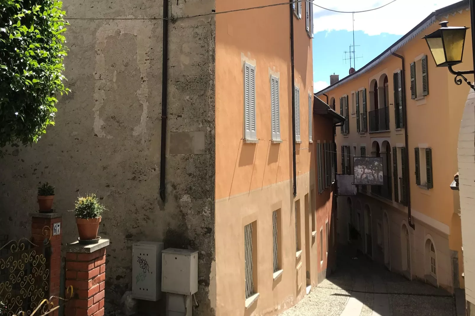 Ai Rronchi - piccolo appartamento con giardino a Cannero-Buitenkant zomer