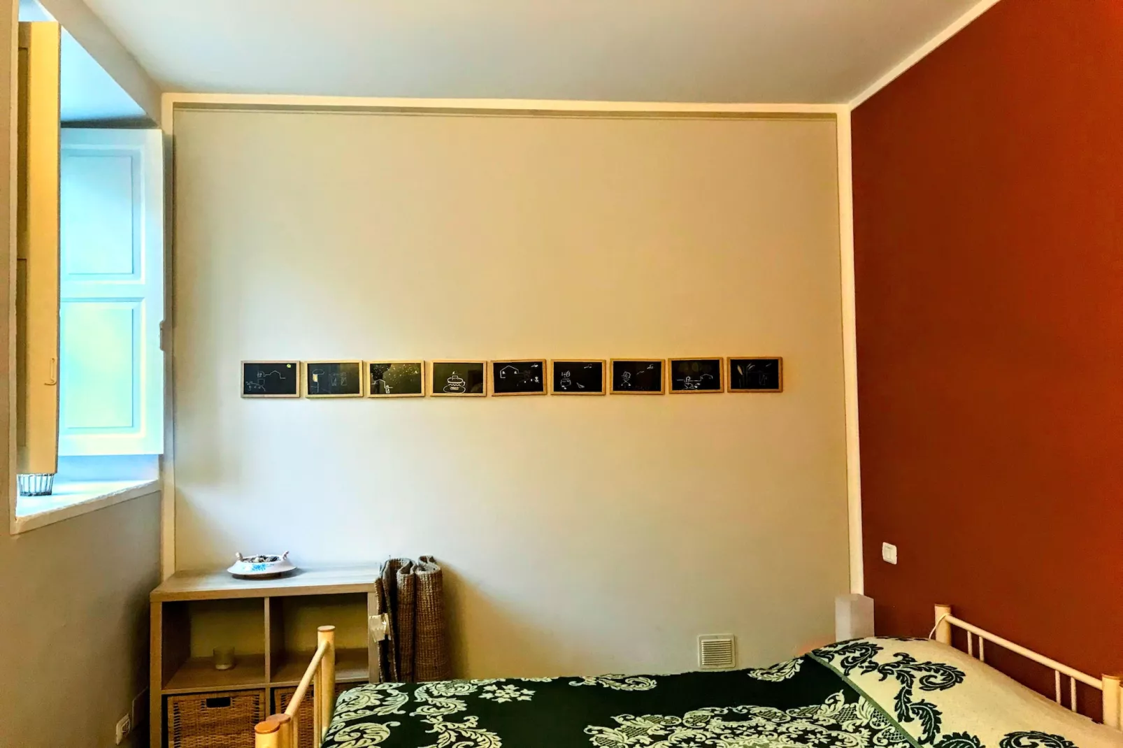 Ai Rronchi - piccolo appartamento con giardino a Cannero-Slaapkamer