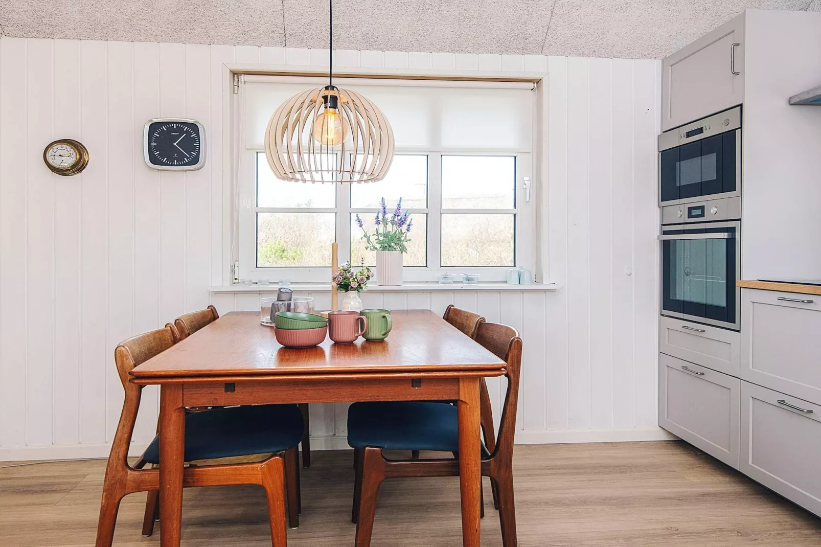 Sfeervolle Cottage in Vredig Fjand-By Traum-Binnen