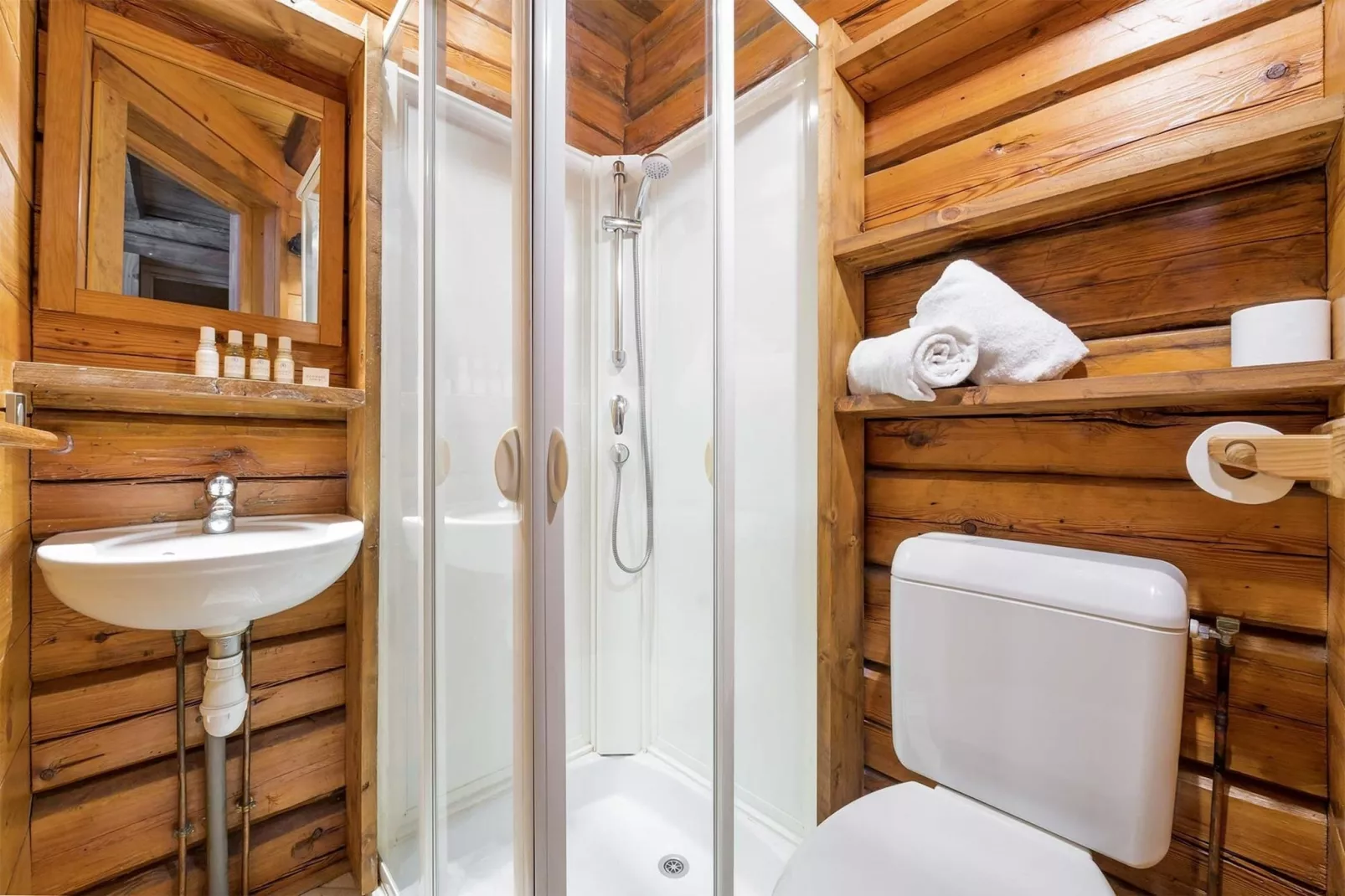 Chalet Elliot Est-Badkamer