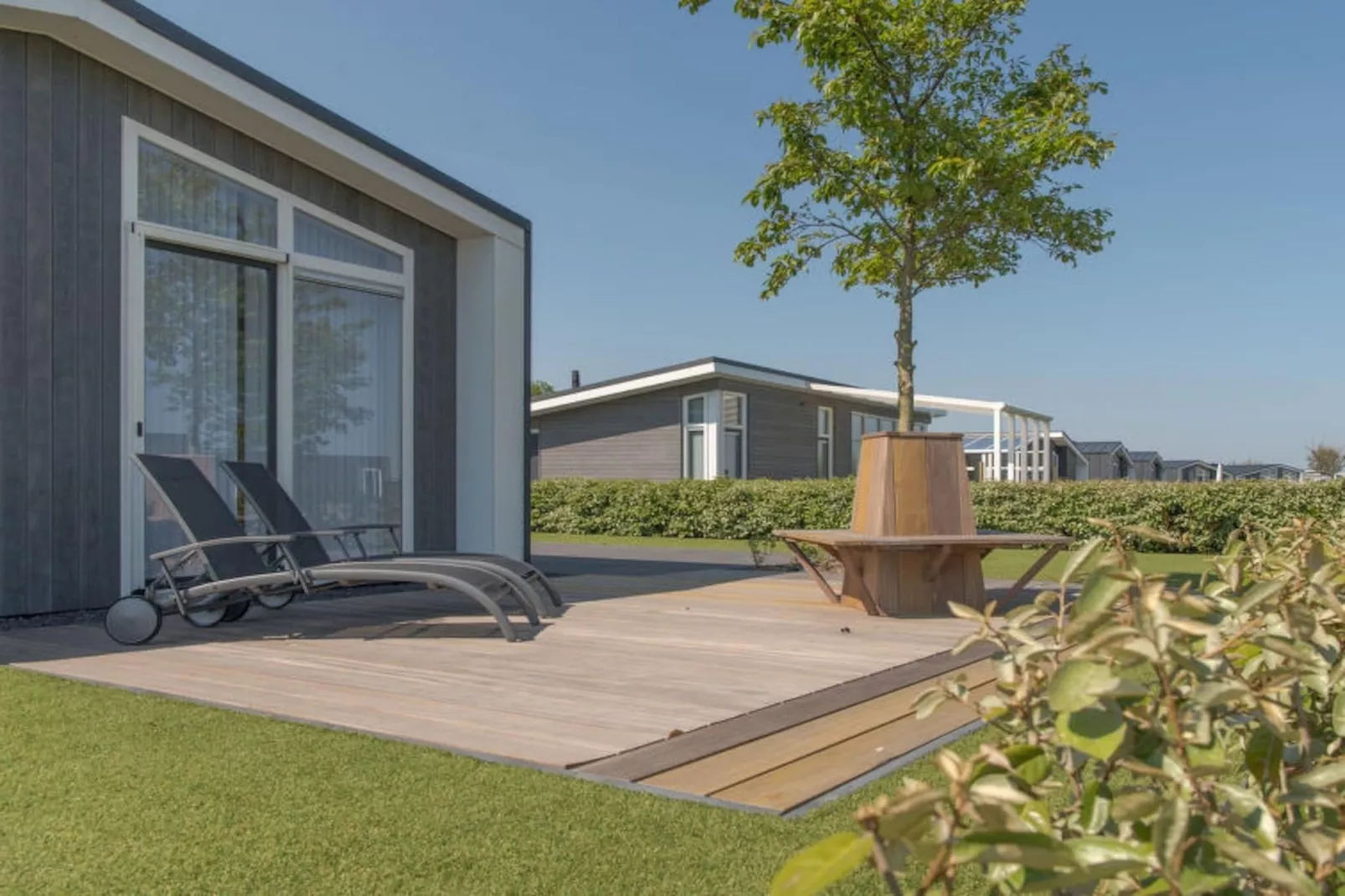 Water Resort Oosterschelde 68-Buitenkant zomer