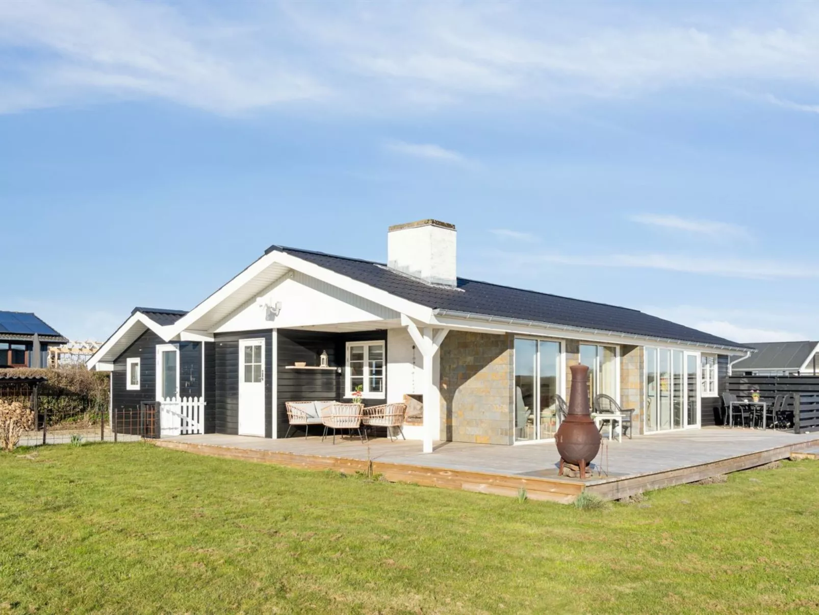 "Reinhold" - 200m from the sea-Buiten