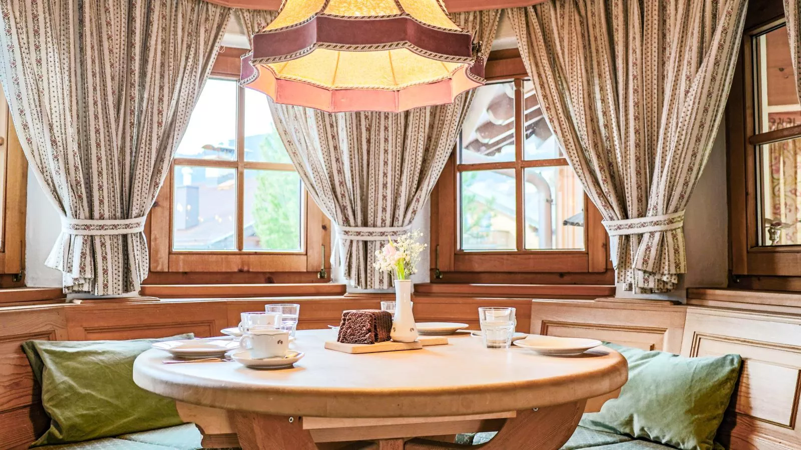 Müller Nr 1-Eetkamer