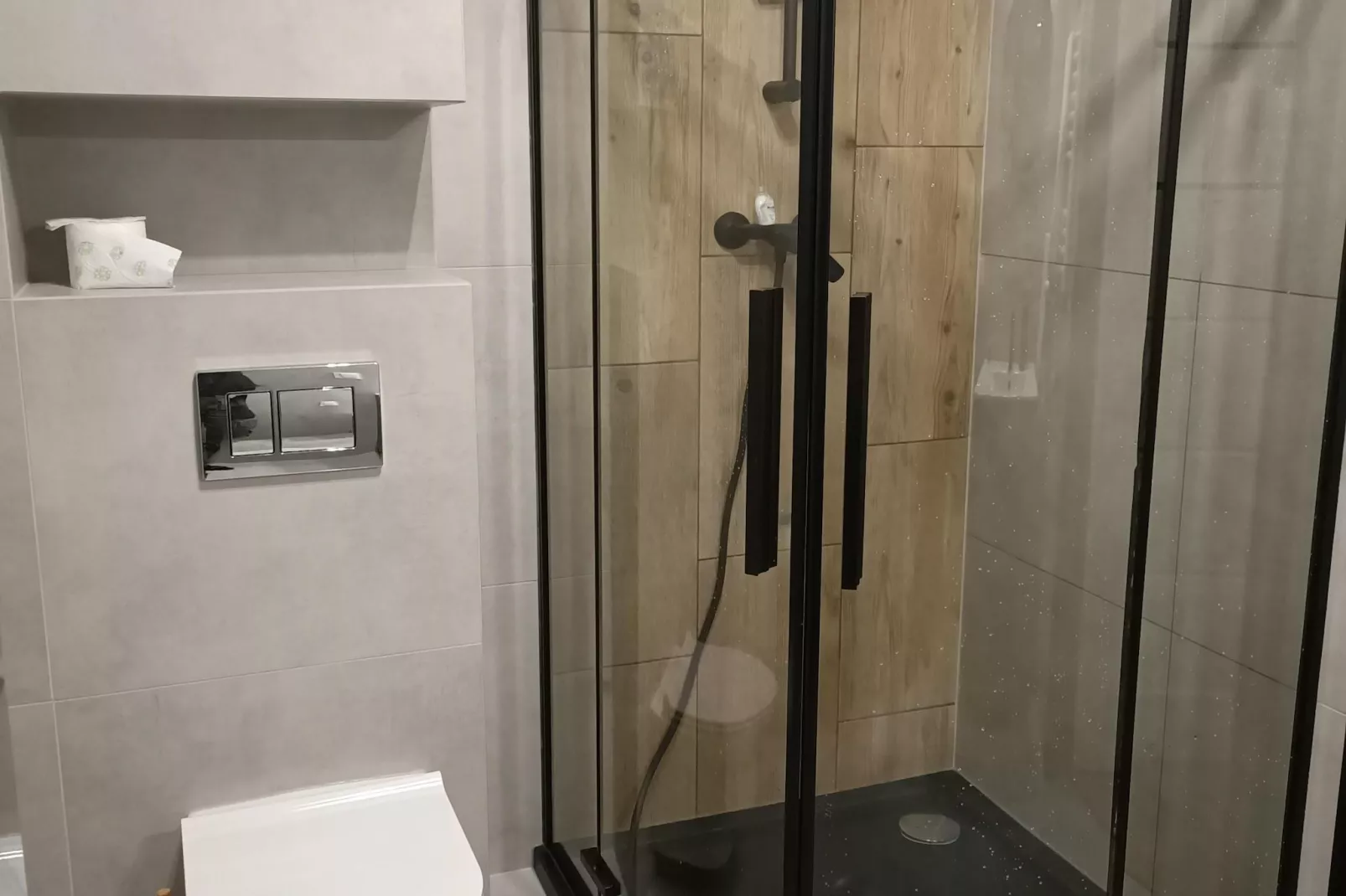 Apartament 32 Gąski-Badkamer