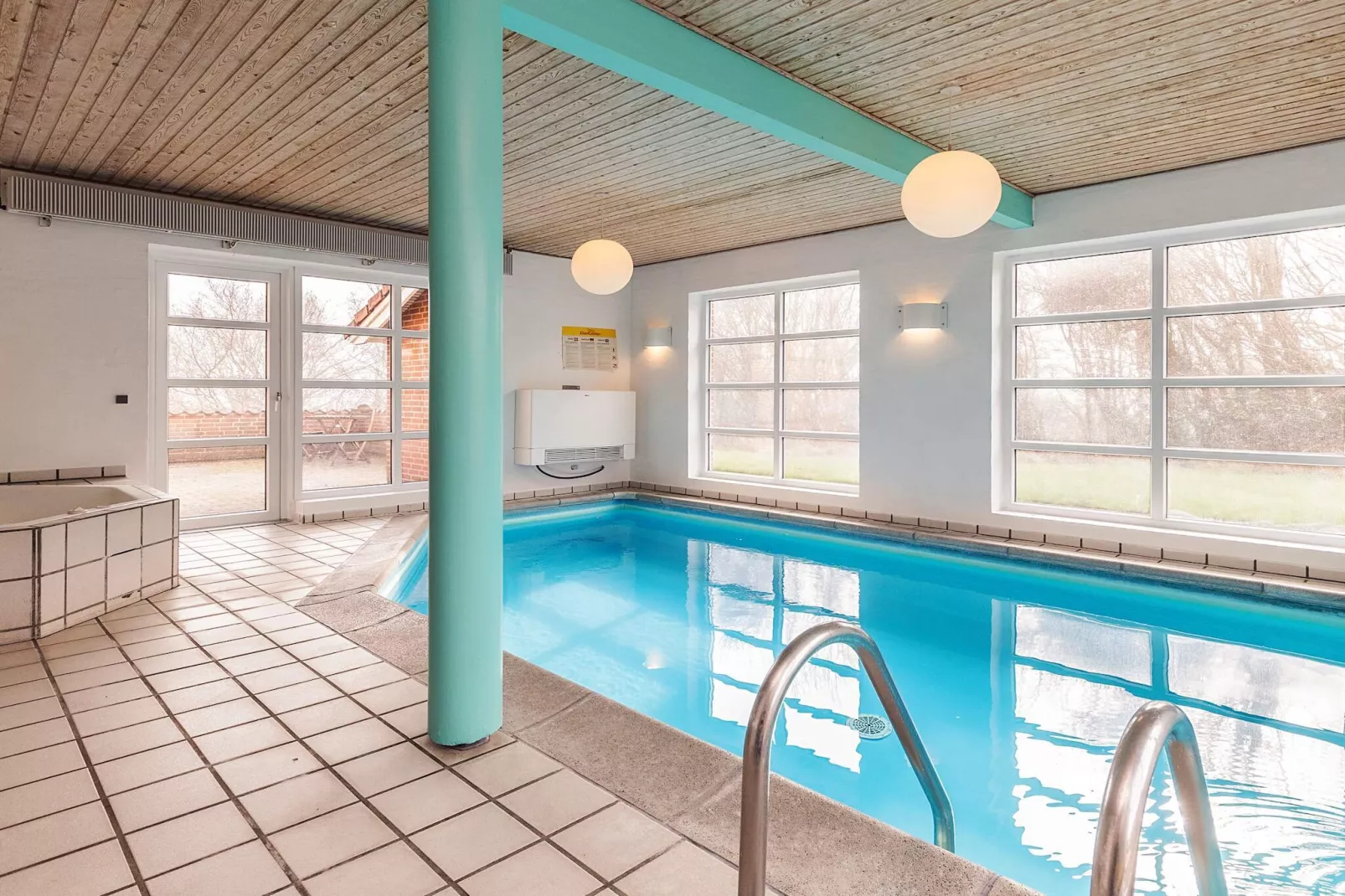 10 persoons vakantie huis in Fur-By Traum-Zwembad