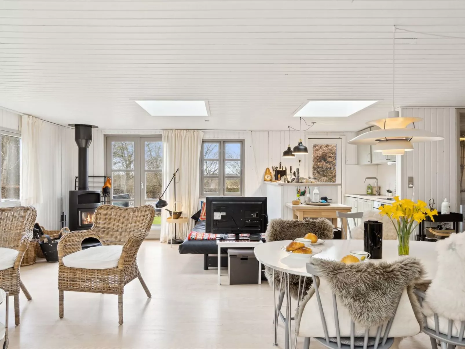 "Todor" - 400m from the sea-Binnen