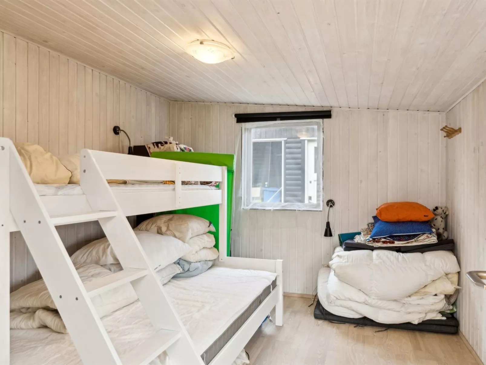 "Todor" - 400m from the sea-Binnen