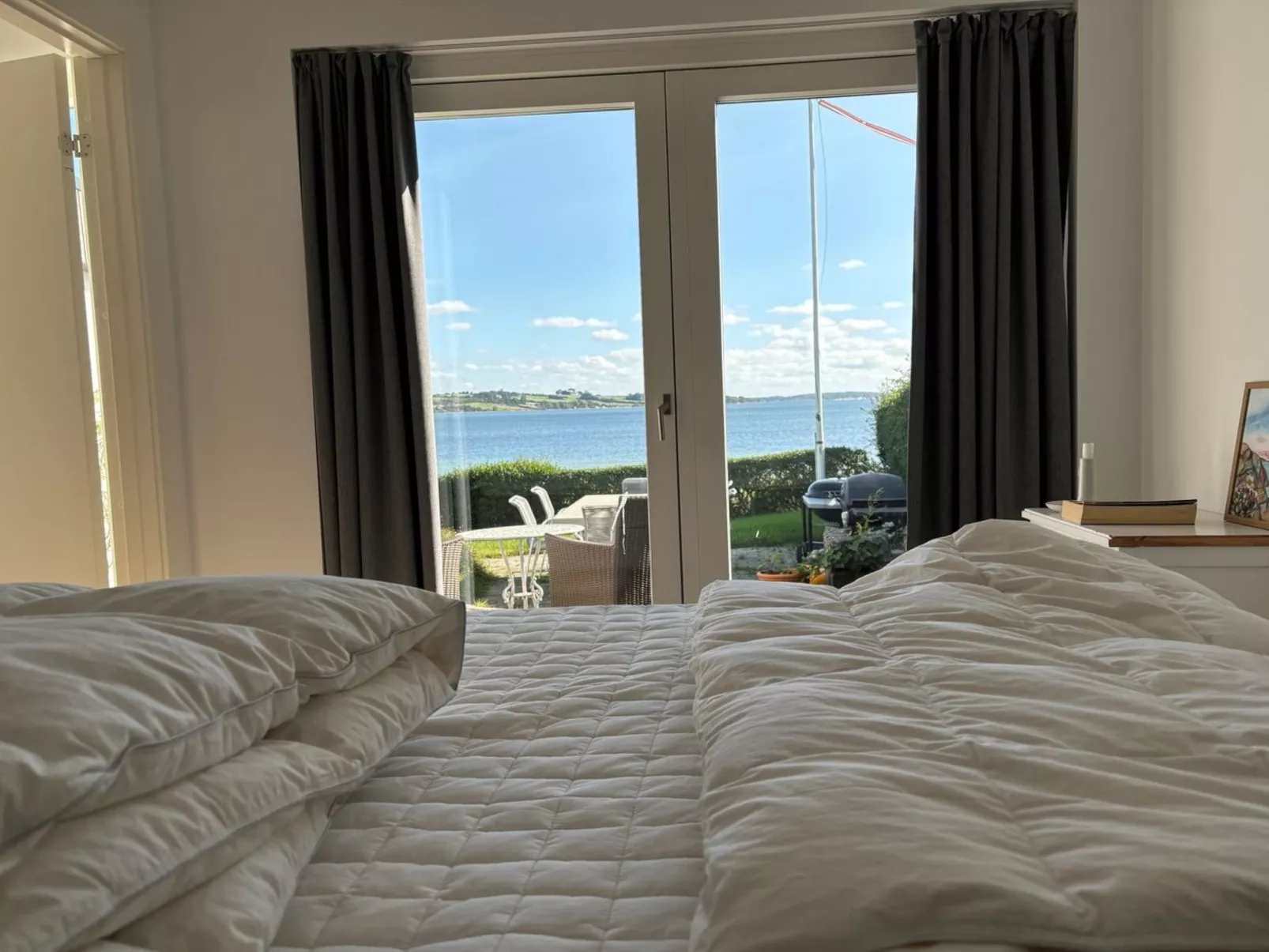 "Solbritt" - 30m from the sea-Binnen