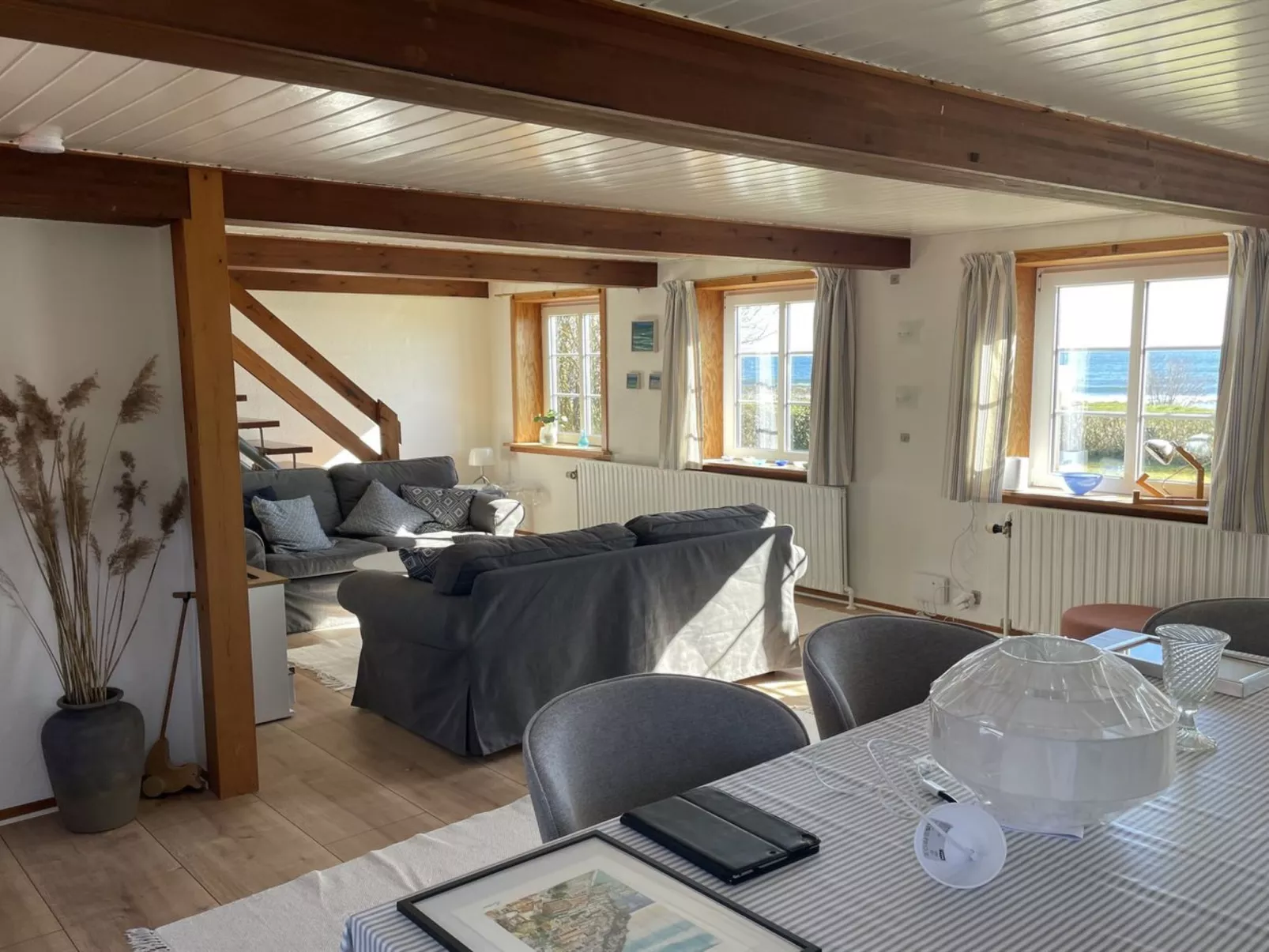 "Hakon" - 40m from the sea-Binnen