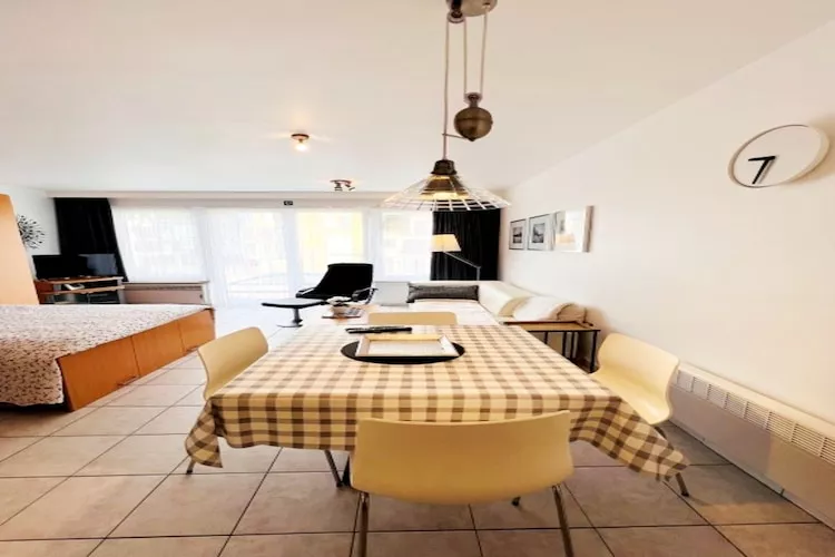RESIDENTIE GRAND AIR 1B-Eetkamer