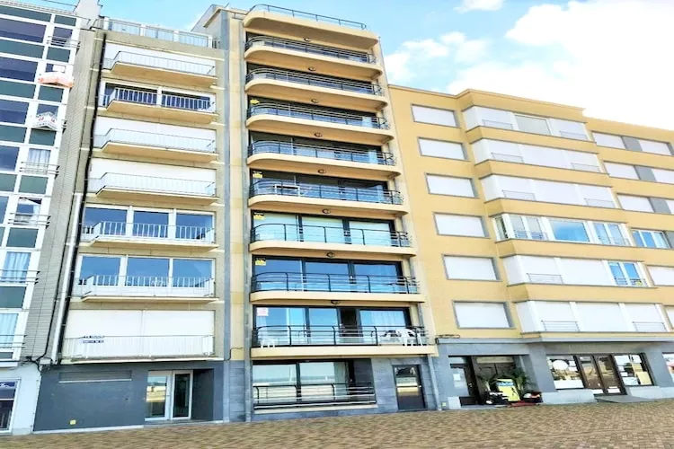RESIDENTIE SORRENTE 0301-Buitenkant zomer