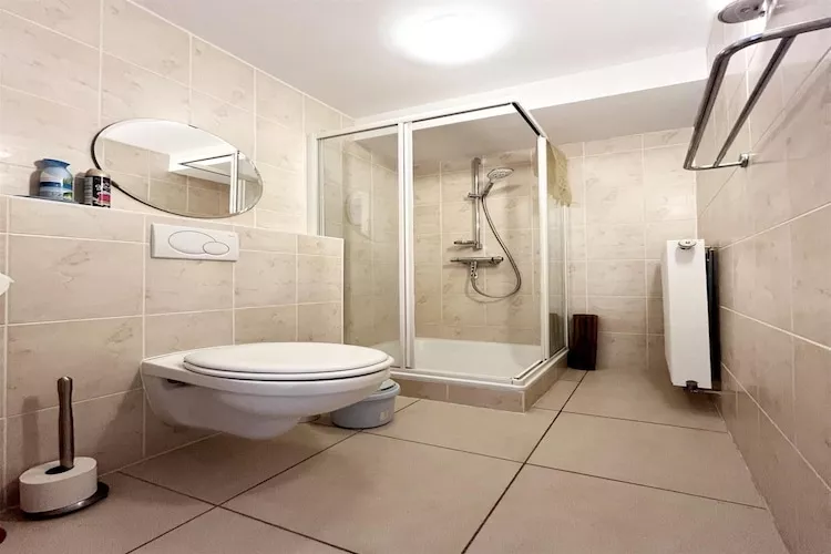 RESIDENTIE SORRENTE 0301-Badkamer